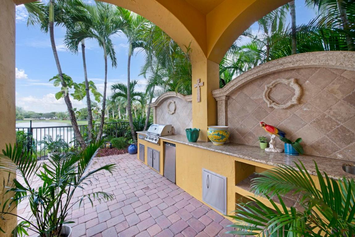 8815 Club Estates Way, Lake Worth