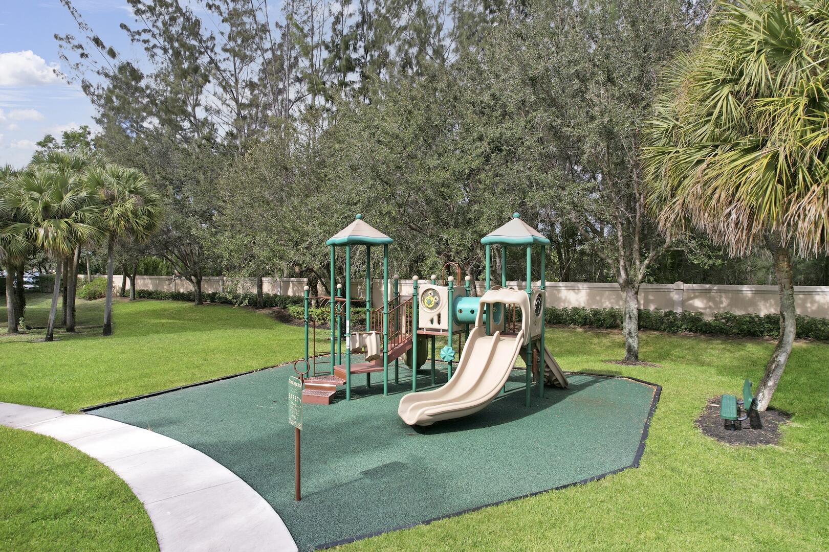 8815 Club Estates Way, Lake Worth