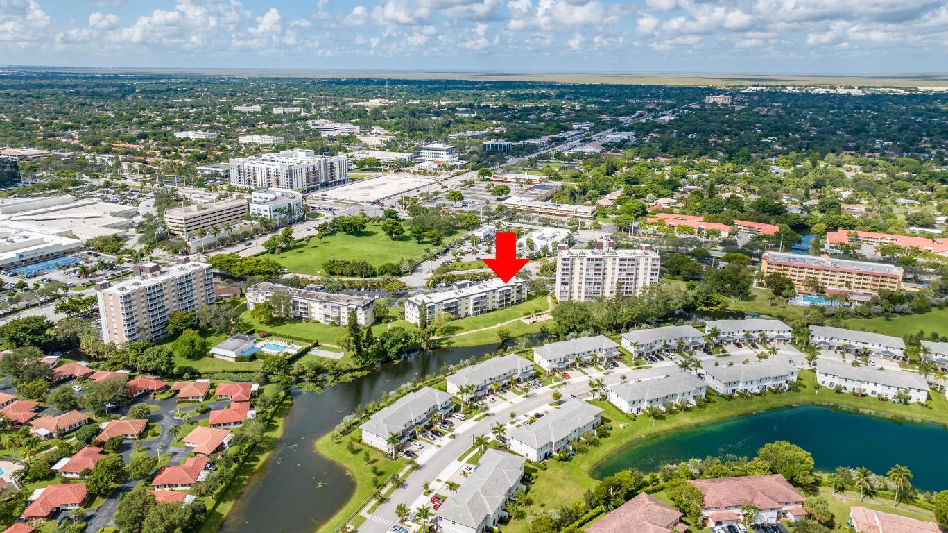 3535 Broken Woods Drive 402, Coral Springs Unit: 402