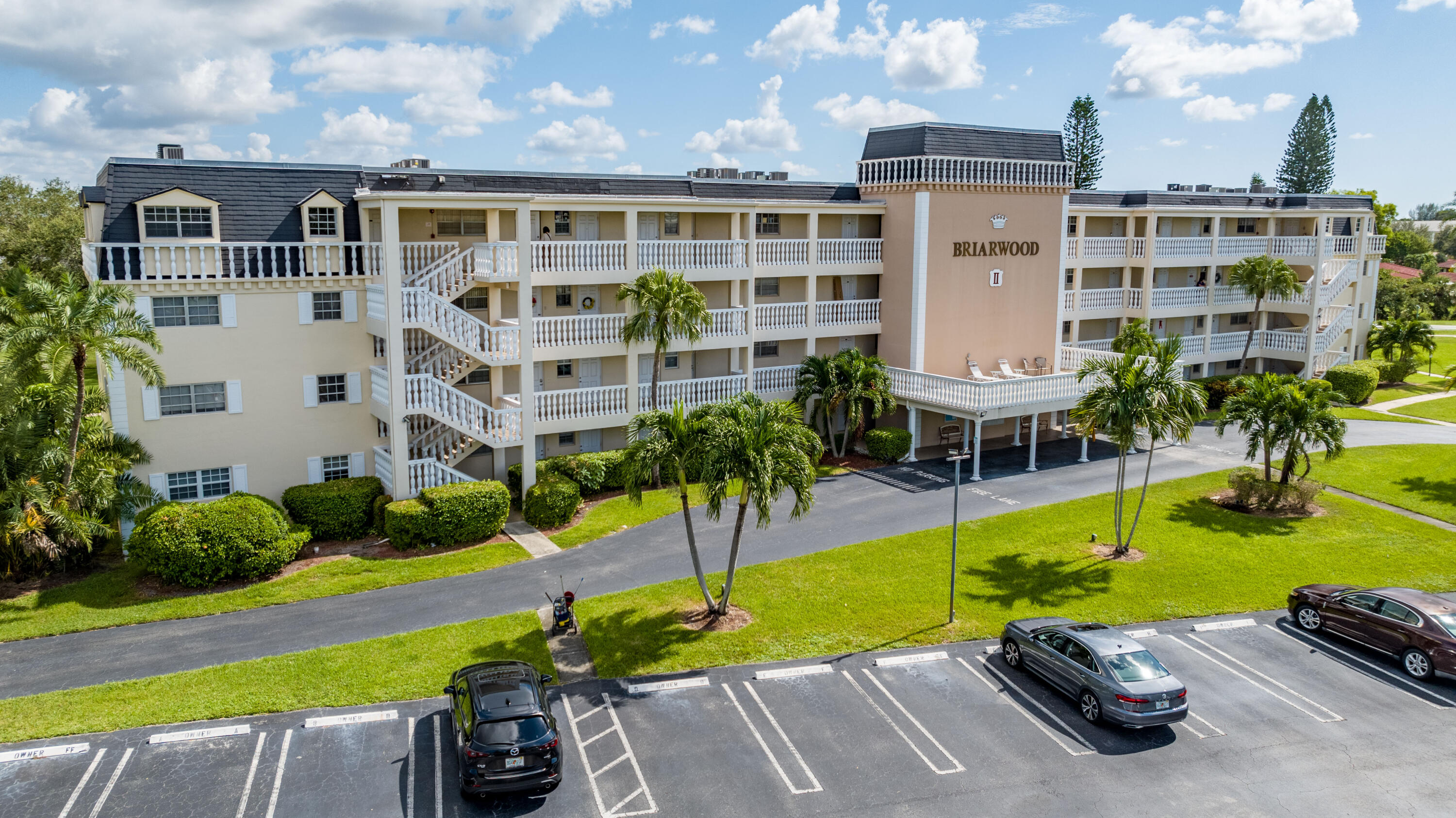 3535 Broken Woods Drive 402, Coral Springs Unit: 402