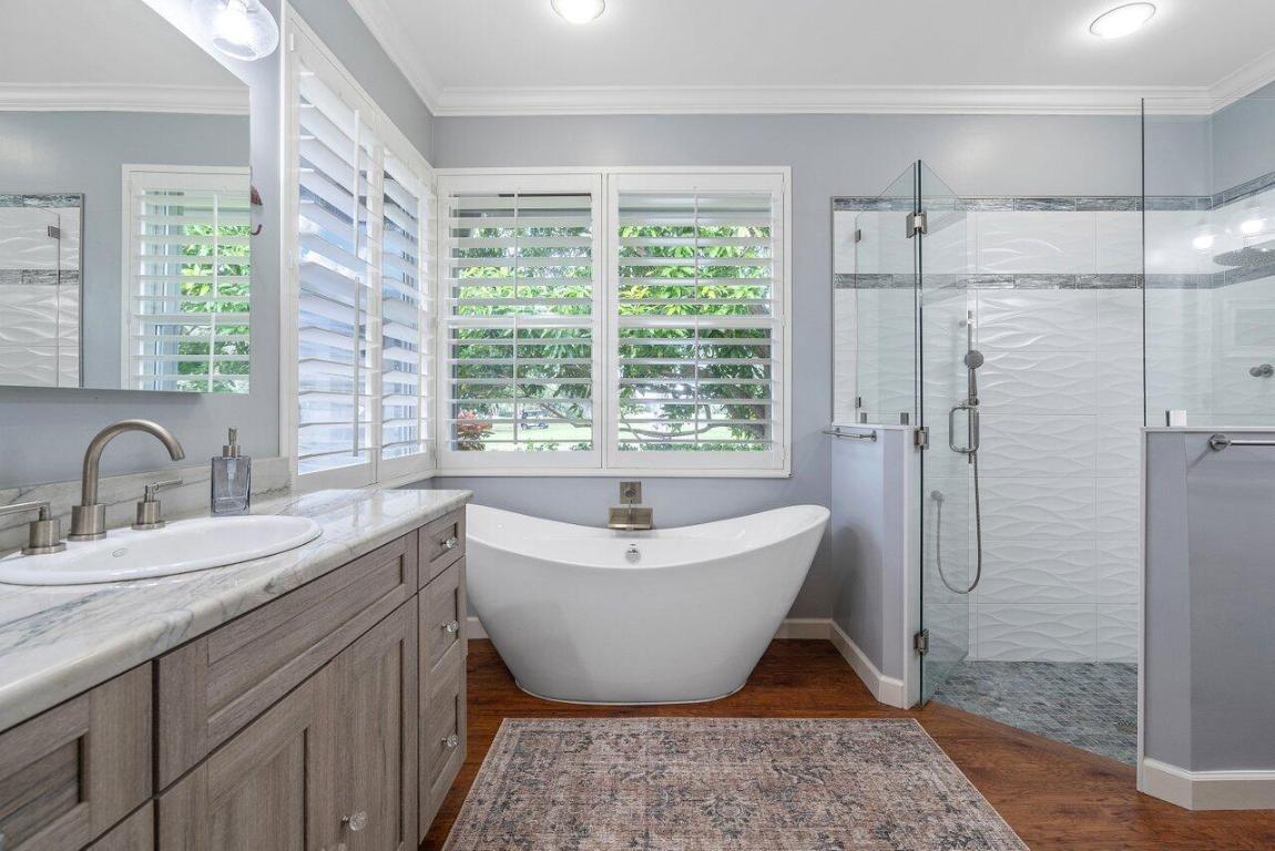 185 Orange Tree Drive, Atlantis