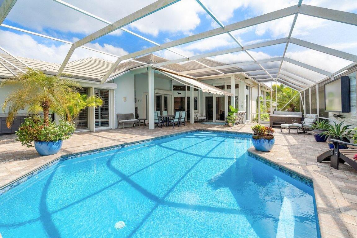 185 Orange Tree Drive, Atlantis