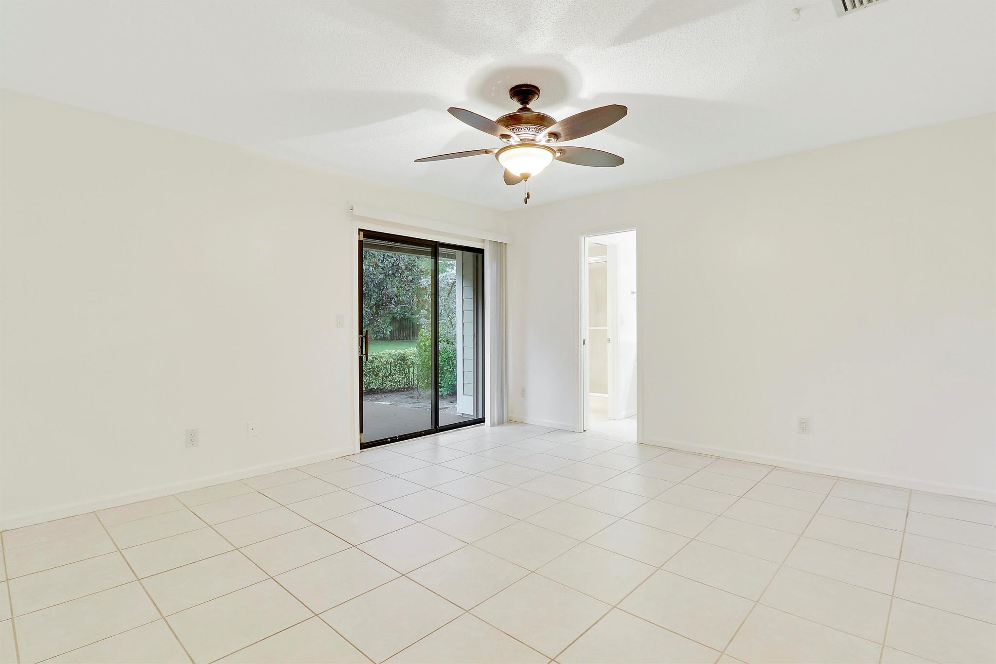 704 Summer Winds Lane