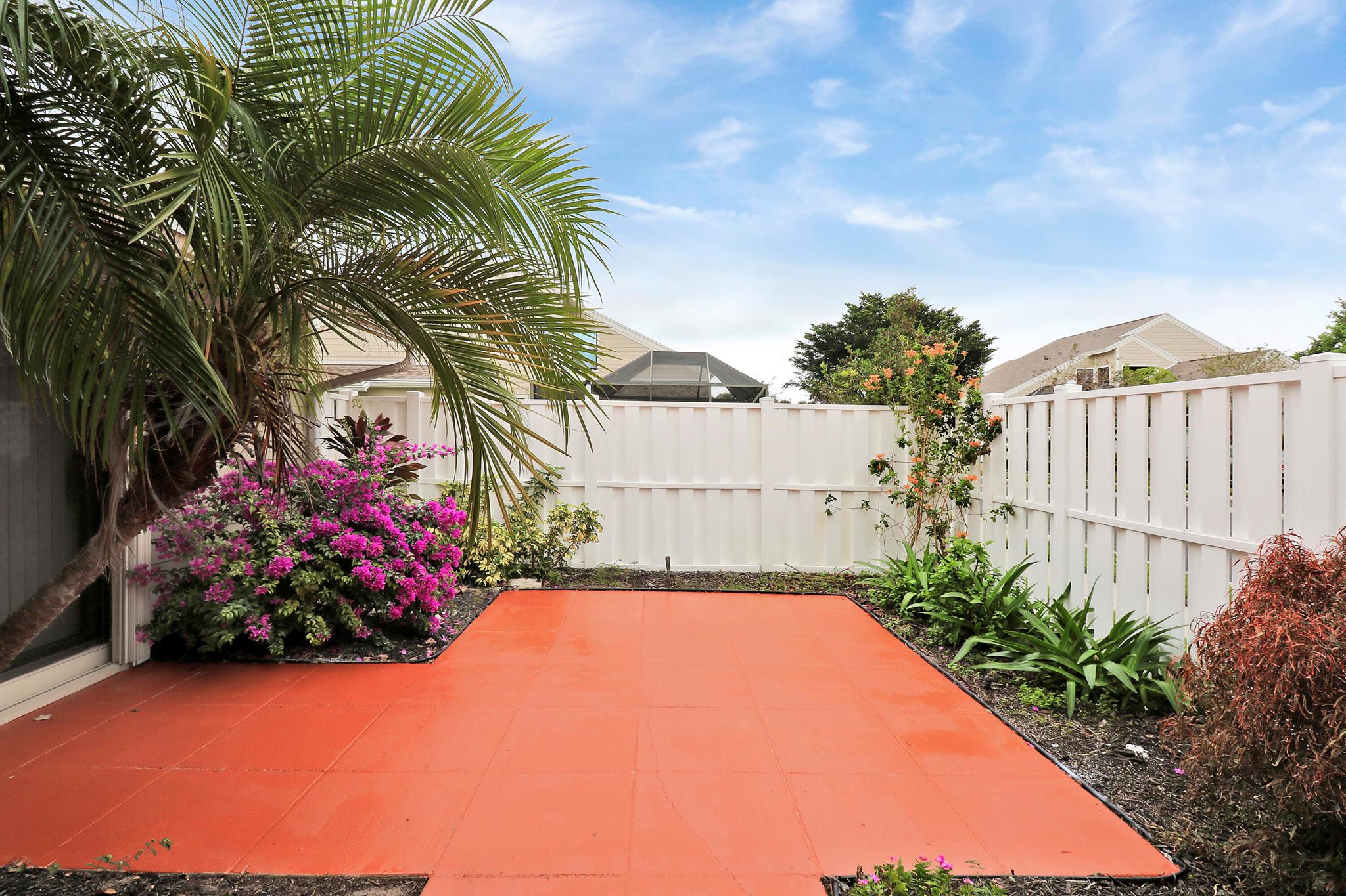 704 Summer Winds Lane