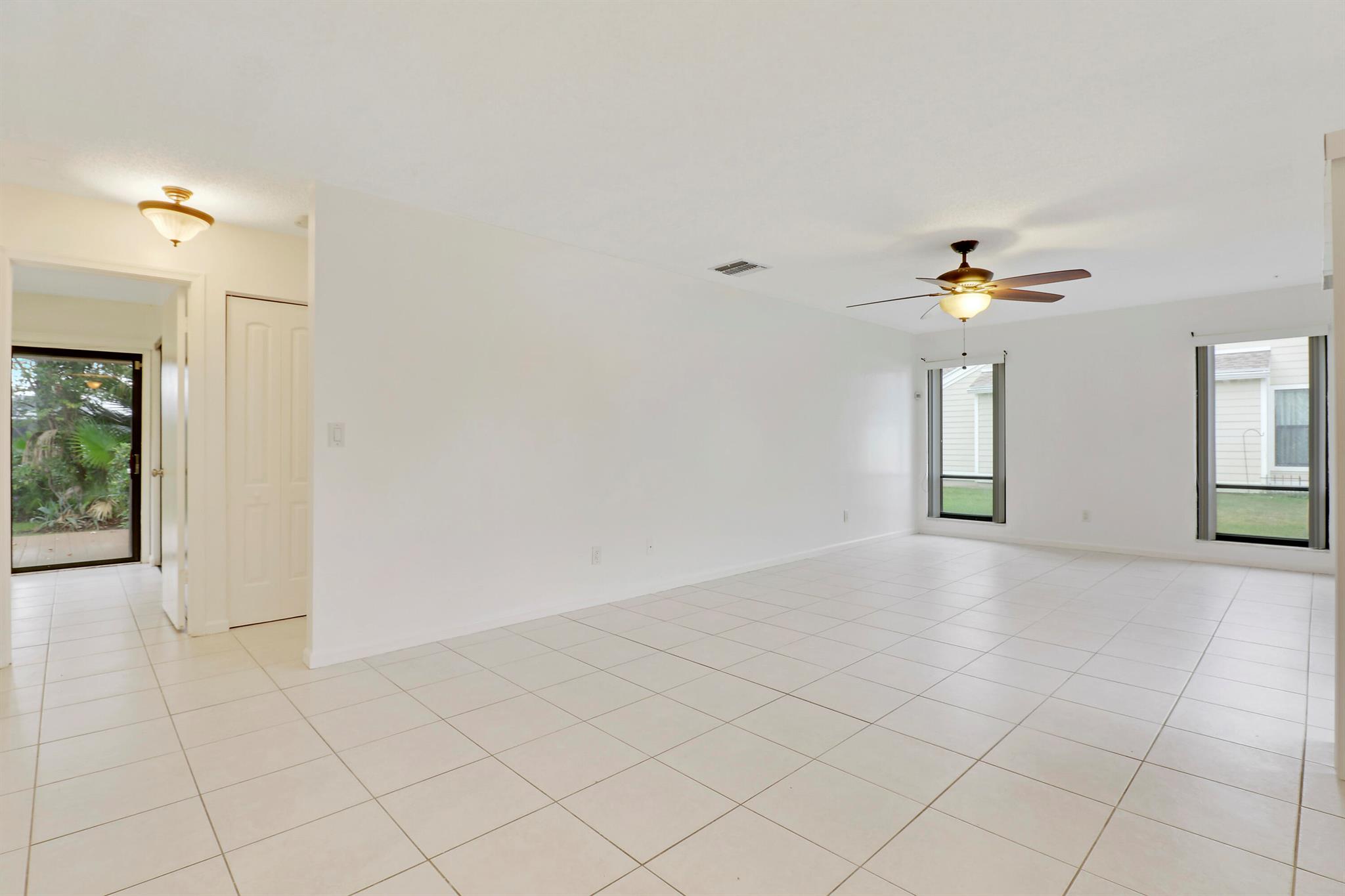 704 Summer Winds Lane