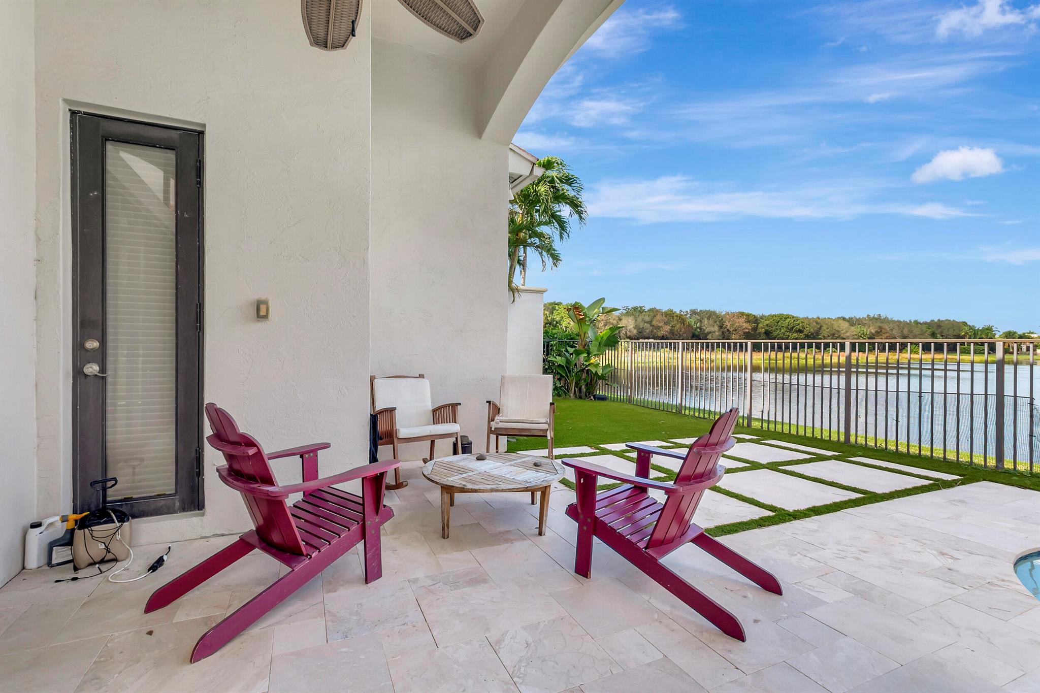 17979 Lake Azure Way