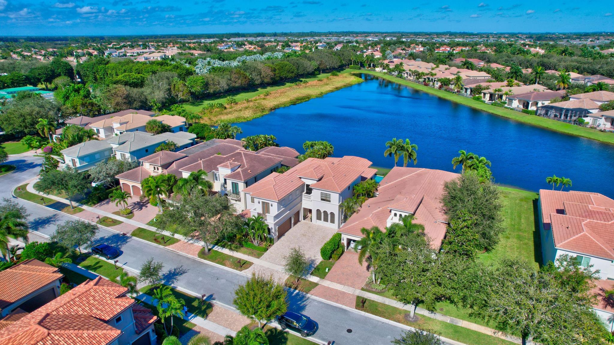 17979 Lake Azure Way