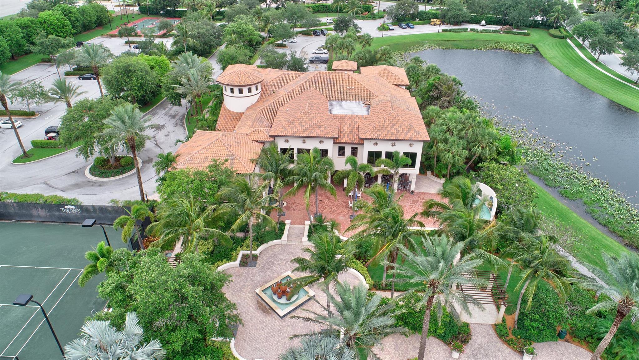 17979 Lake Azure Way