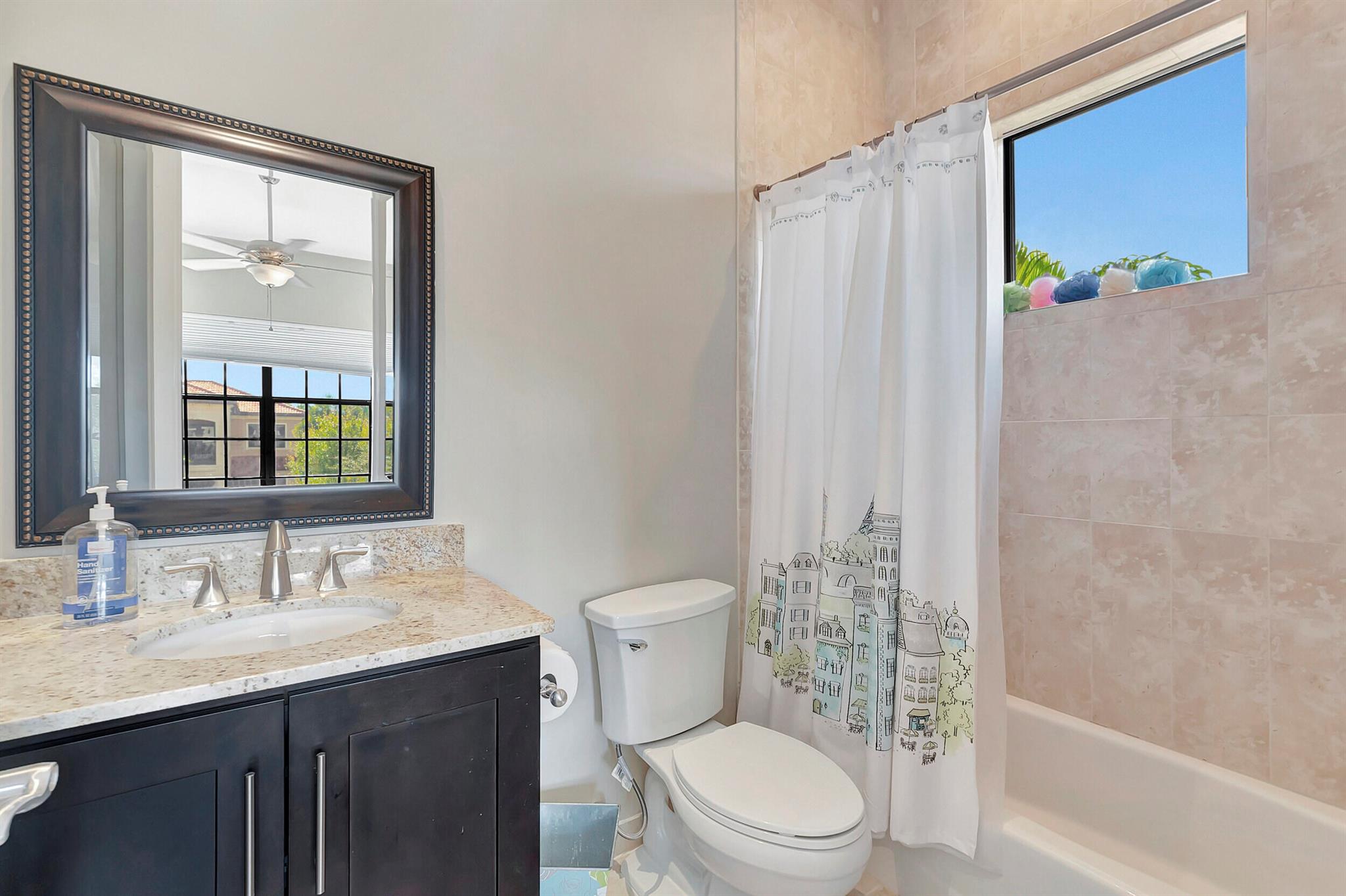 17979 Lake Azure Way