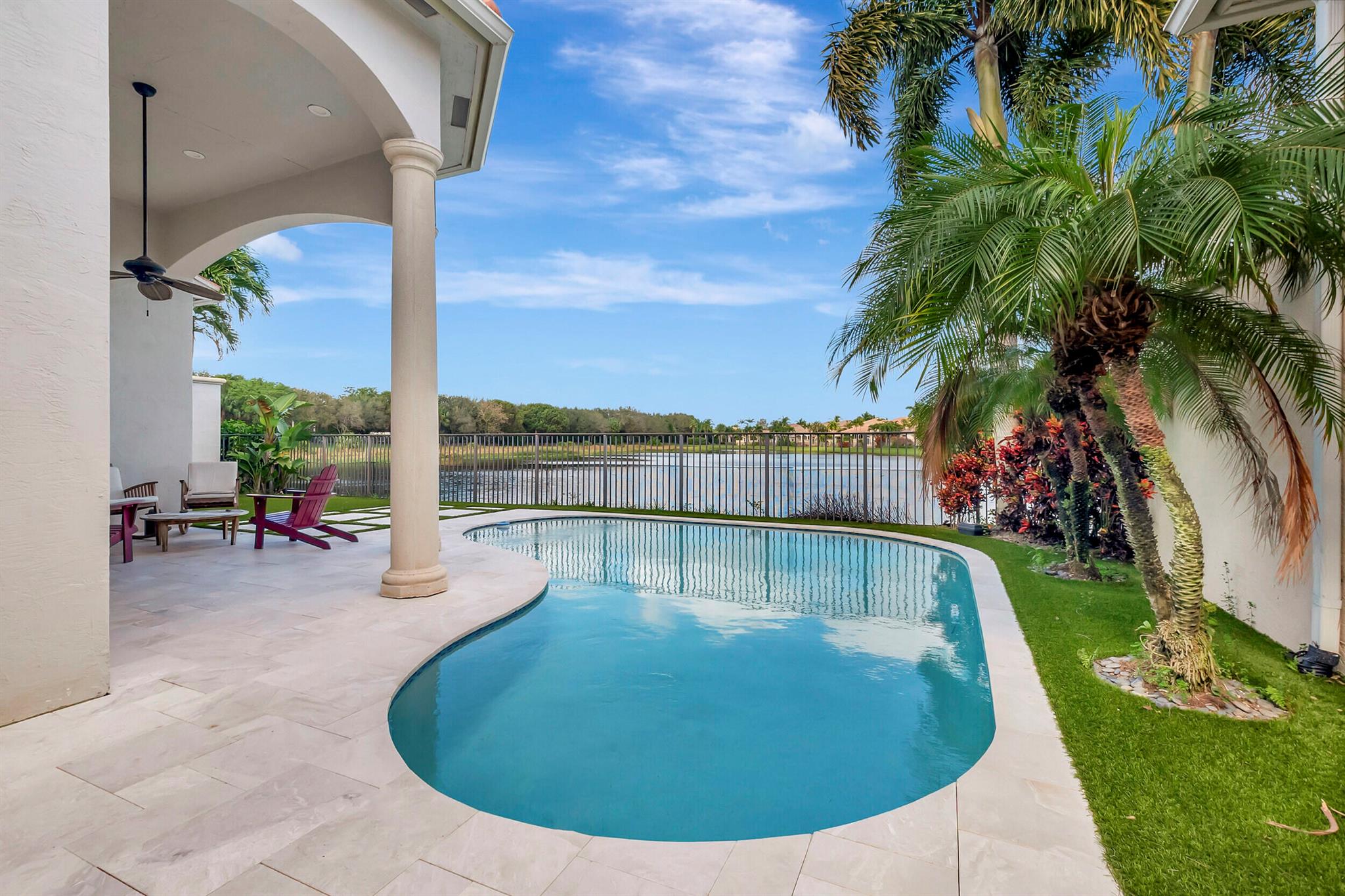 17979 Lake Azure Way