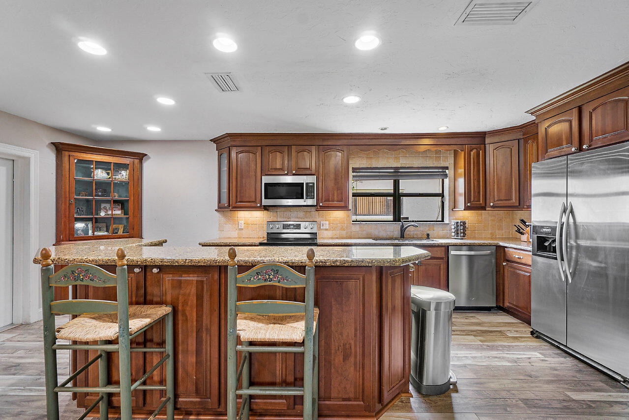 2506 SW 23rd Cranbrook Drive