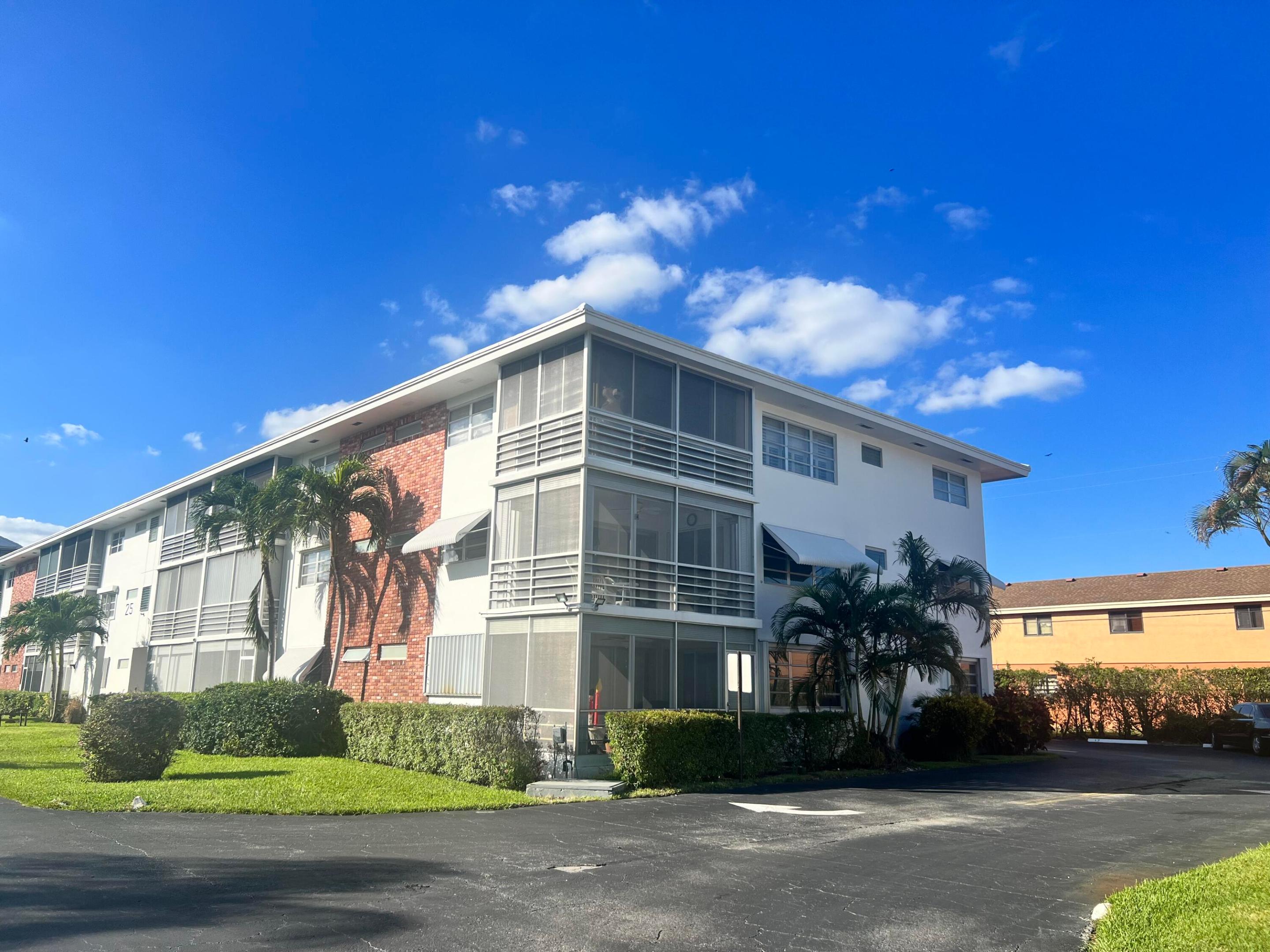 25 SE 13th Street B6, Boca Raton Unit: B6