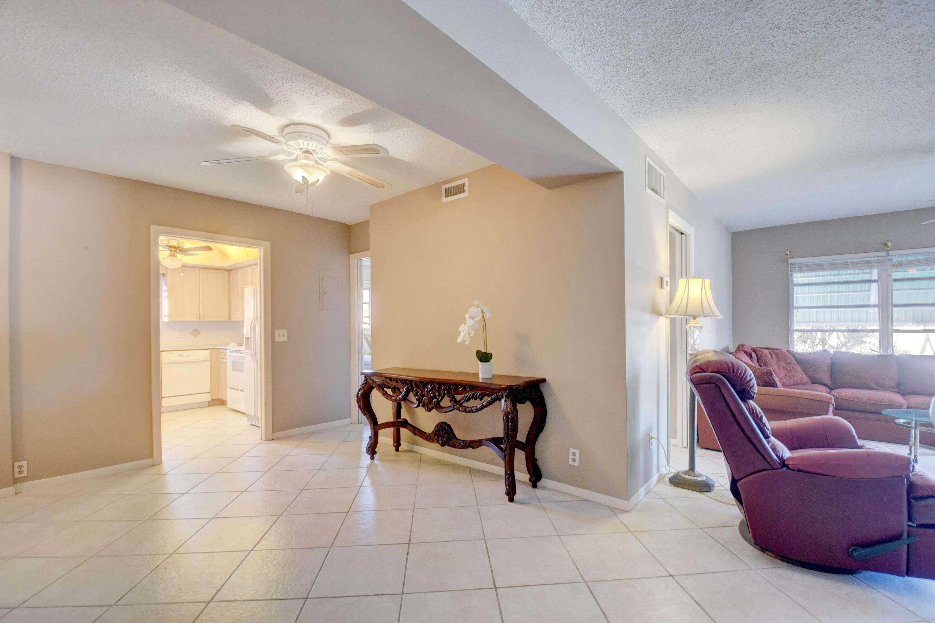 25 SE 13th Street B6, Boca Raton Unit: B6