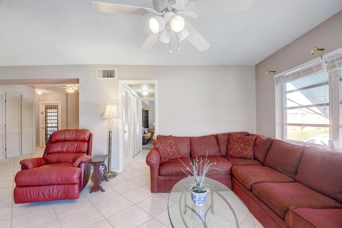 25 SE 13th Street B6, Boca Raton Unit: B6