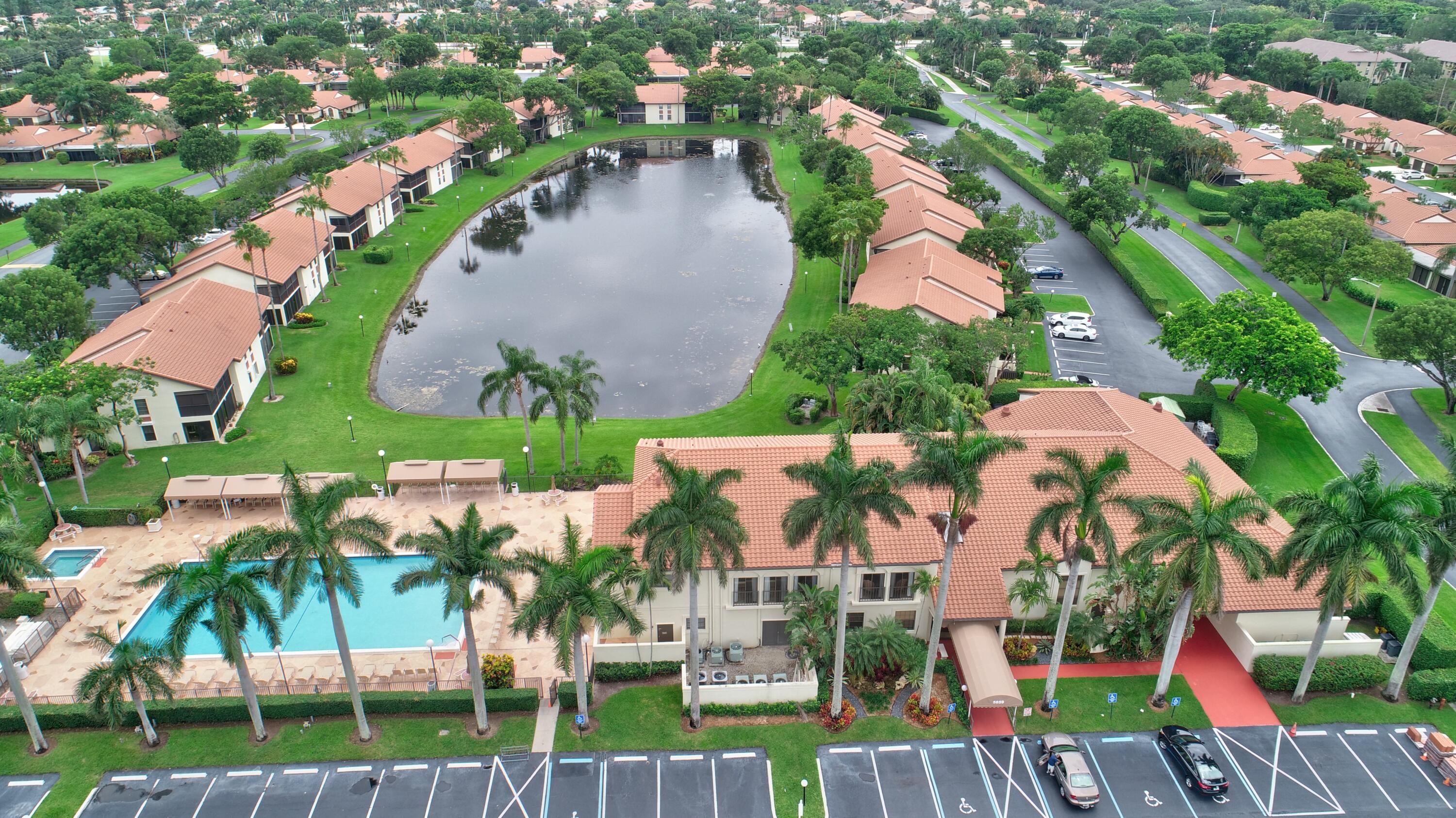 5920 Autumn Lake Lane Unit: A