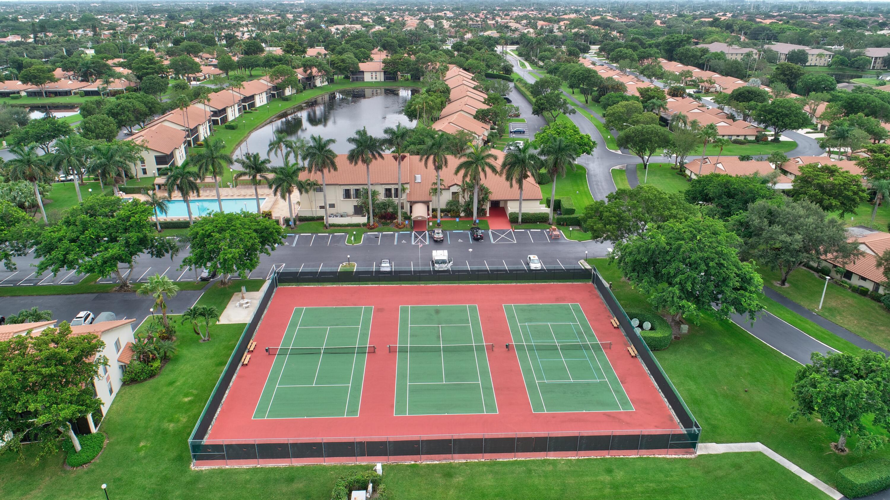 5920 Autumn Lake Lane Unit: A