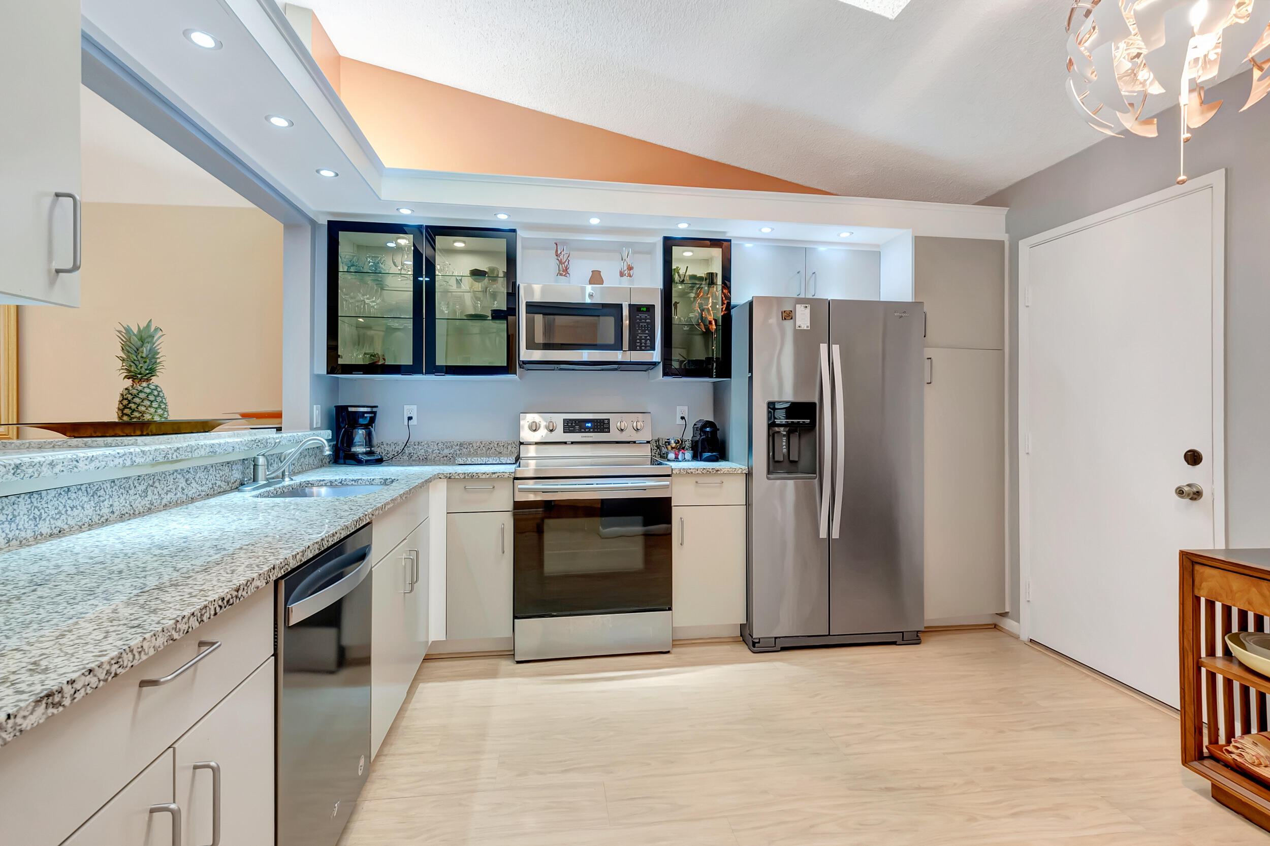 5920 Autumn Lake Lane Unit: A