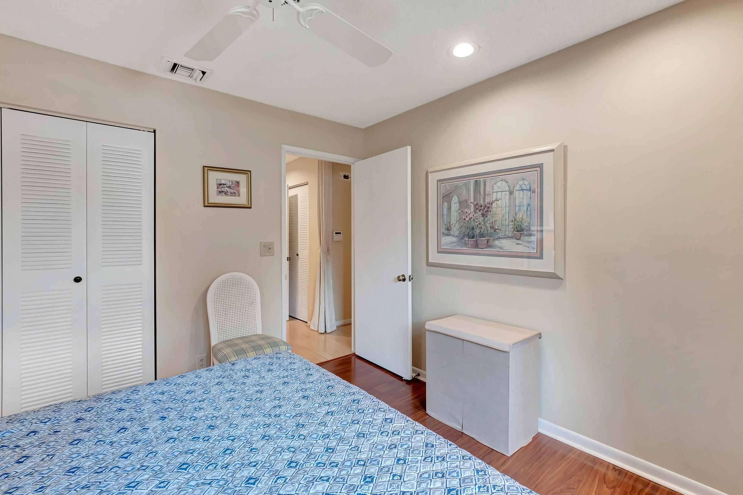 5920 Autumn Lake Lane Unit: A