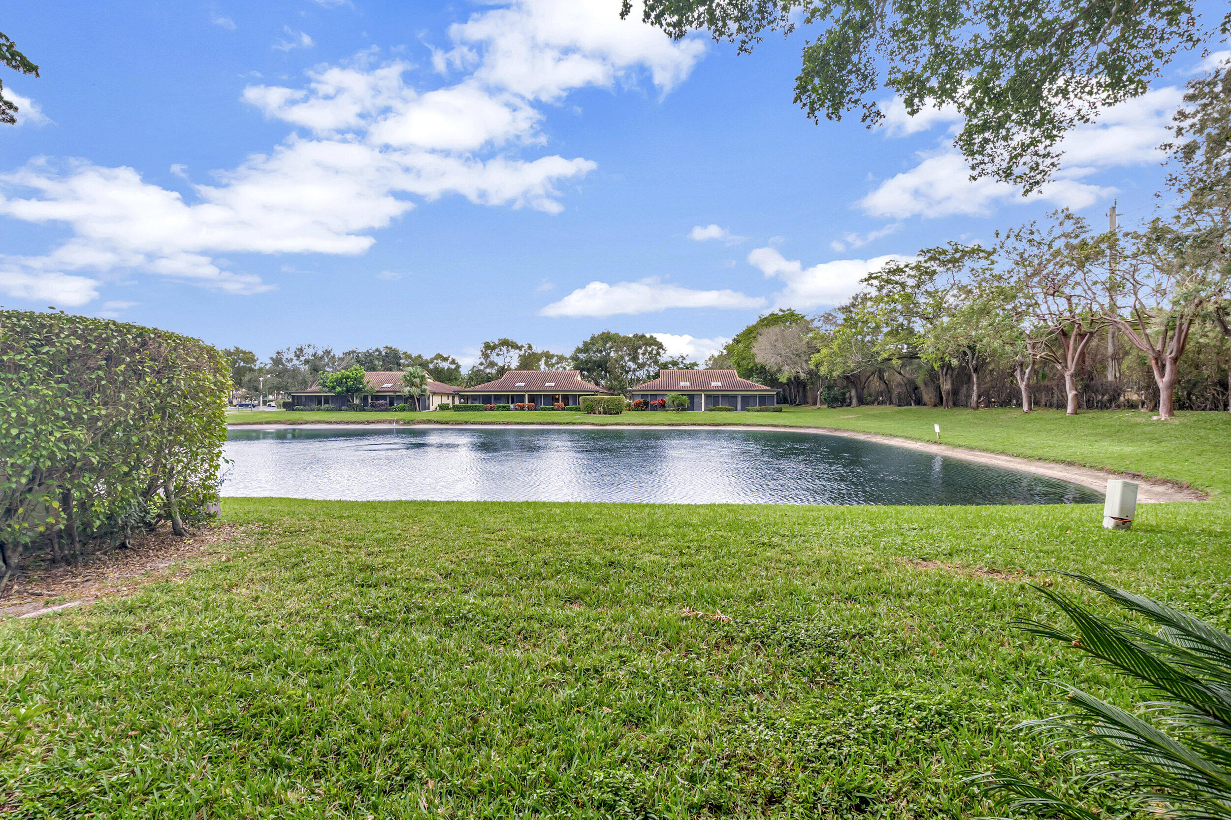 5920 Autumn Lake Lane Unit: A