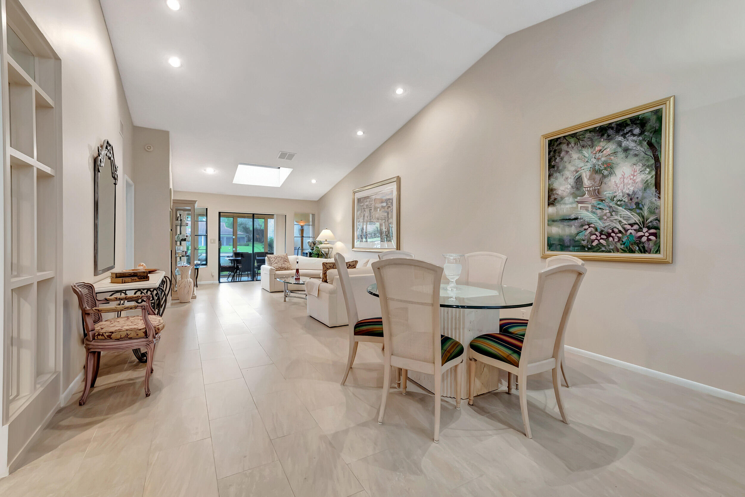 5920 Autumn Lake Lane Unit: A