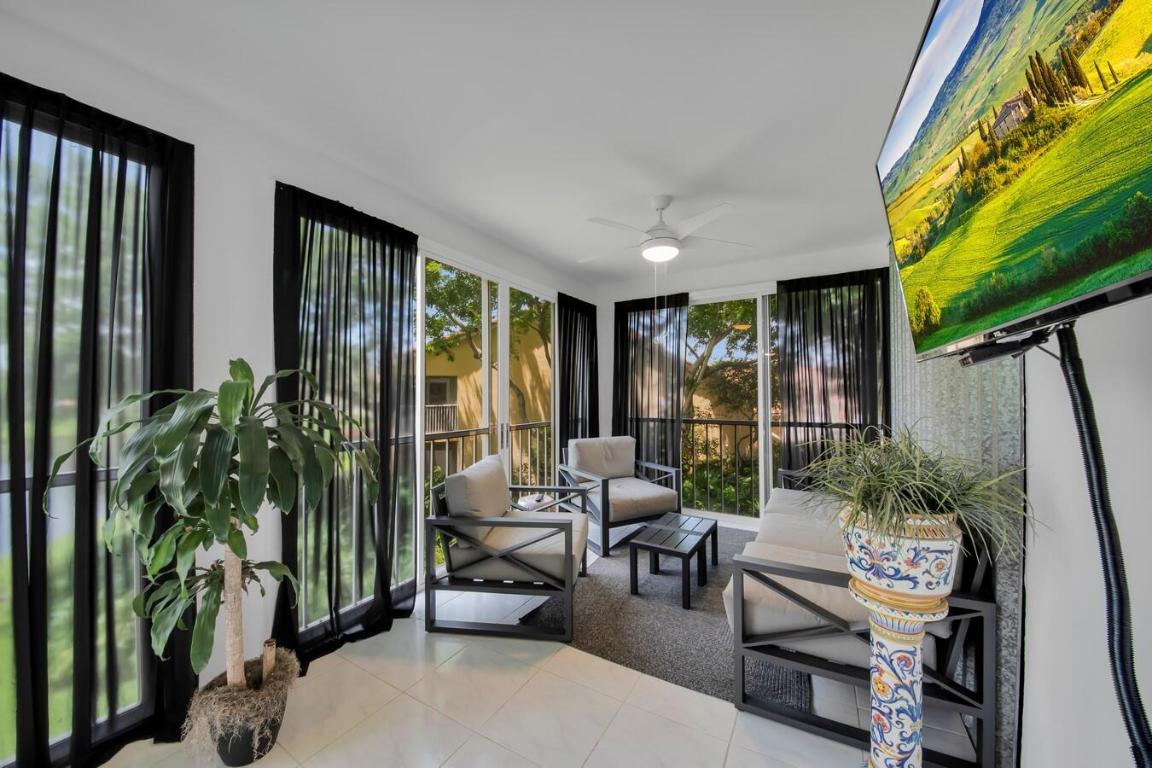 17047 Boca Club Boulevard 162b, Boca Raton Unit: 162b