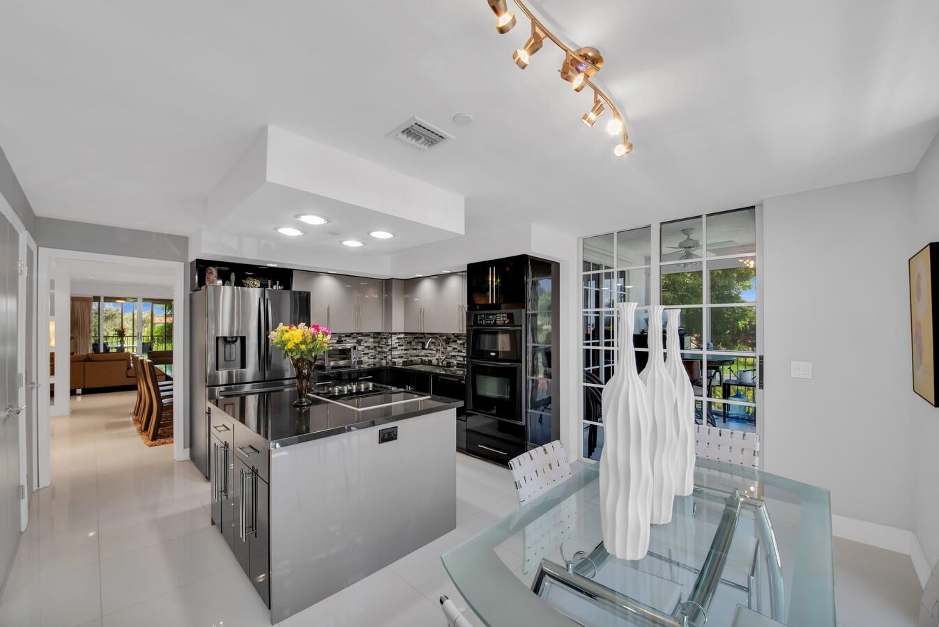 17047 Boca Club Boulevard 162b, Boca Raton Unit: 162b