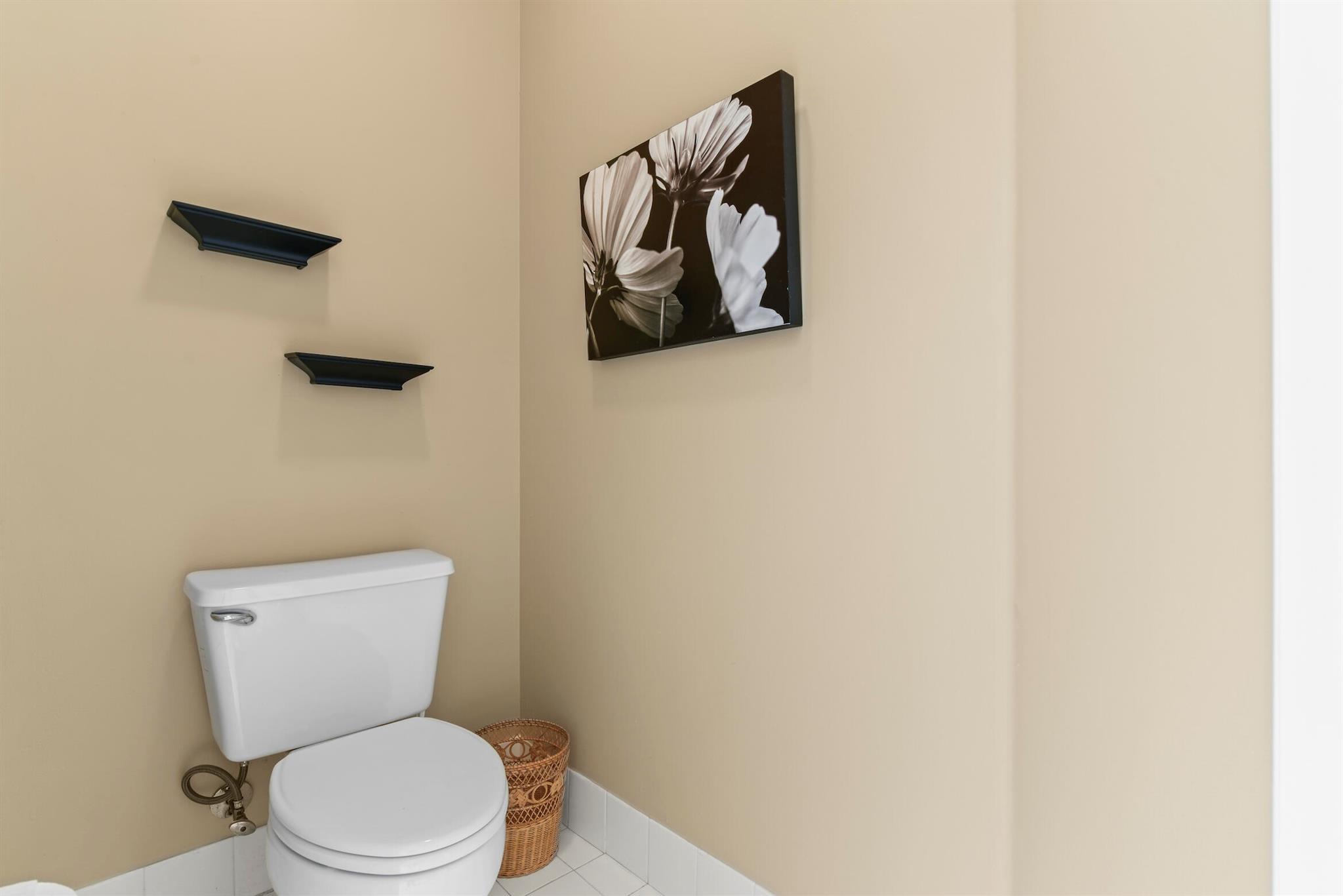 475 Sherwood Forest Drive