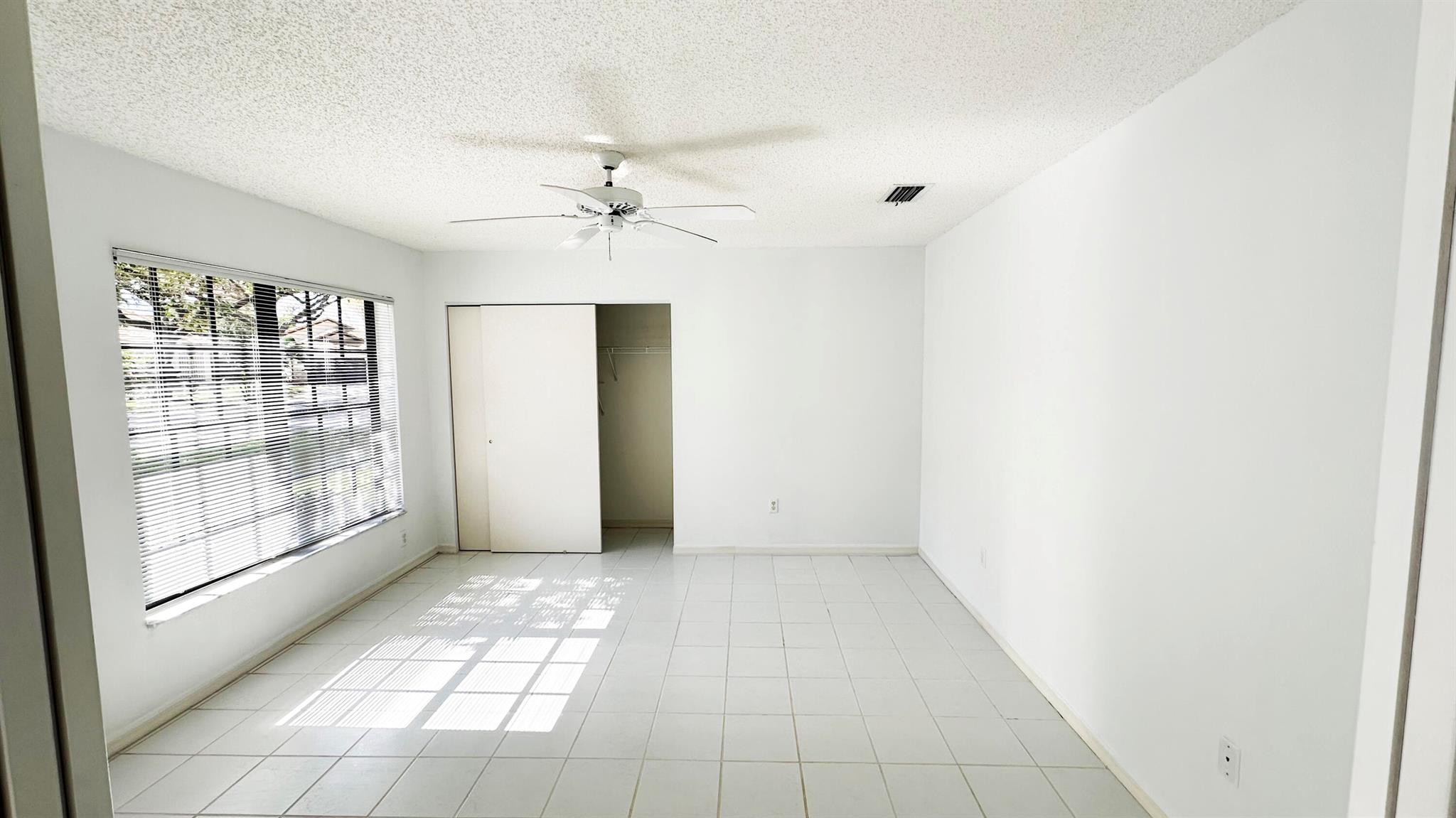 475 Sherwood Forest Drive