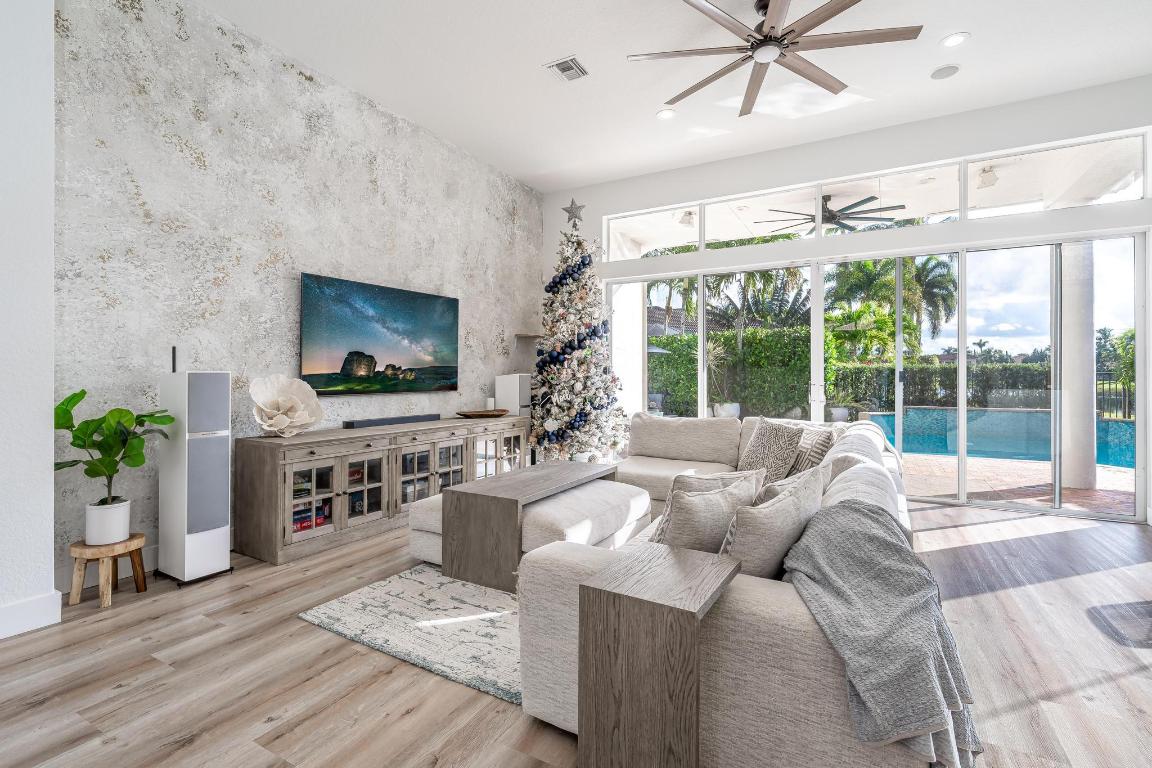 6172 Via Venetia North N, Delray Beach