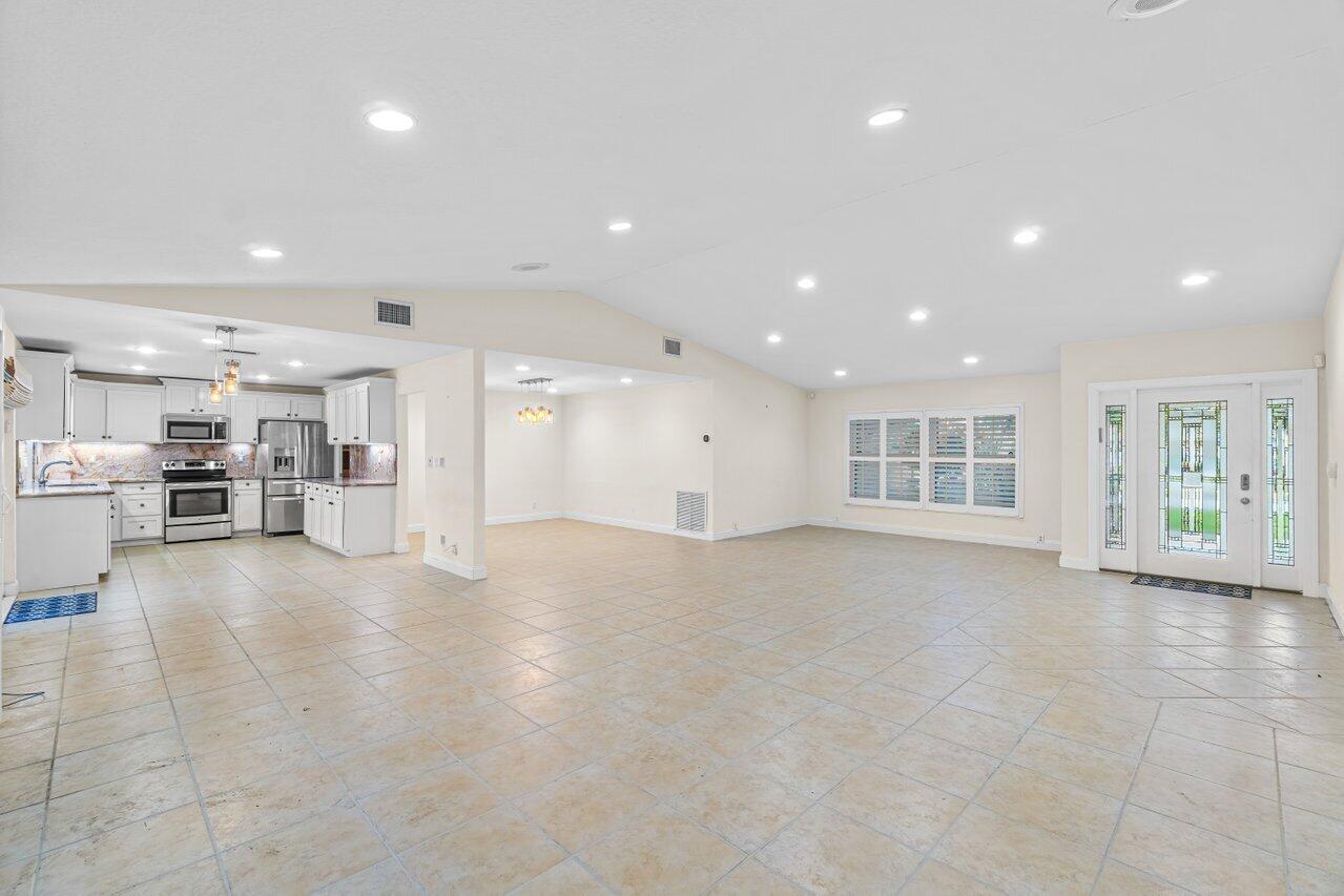 10294 Crosswind Road, Boca Raton