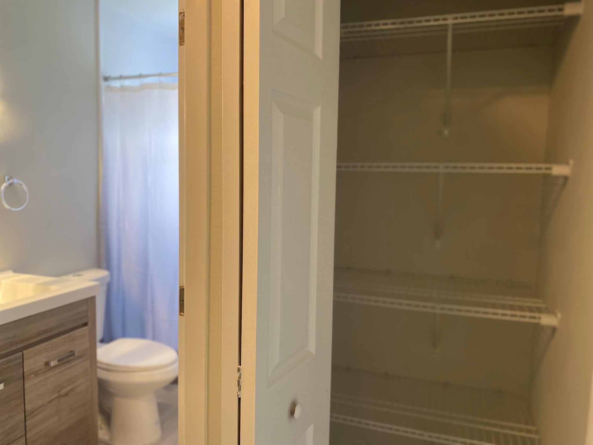 11436 NW 43rd Street Unit: 1-4