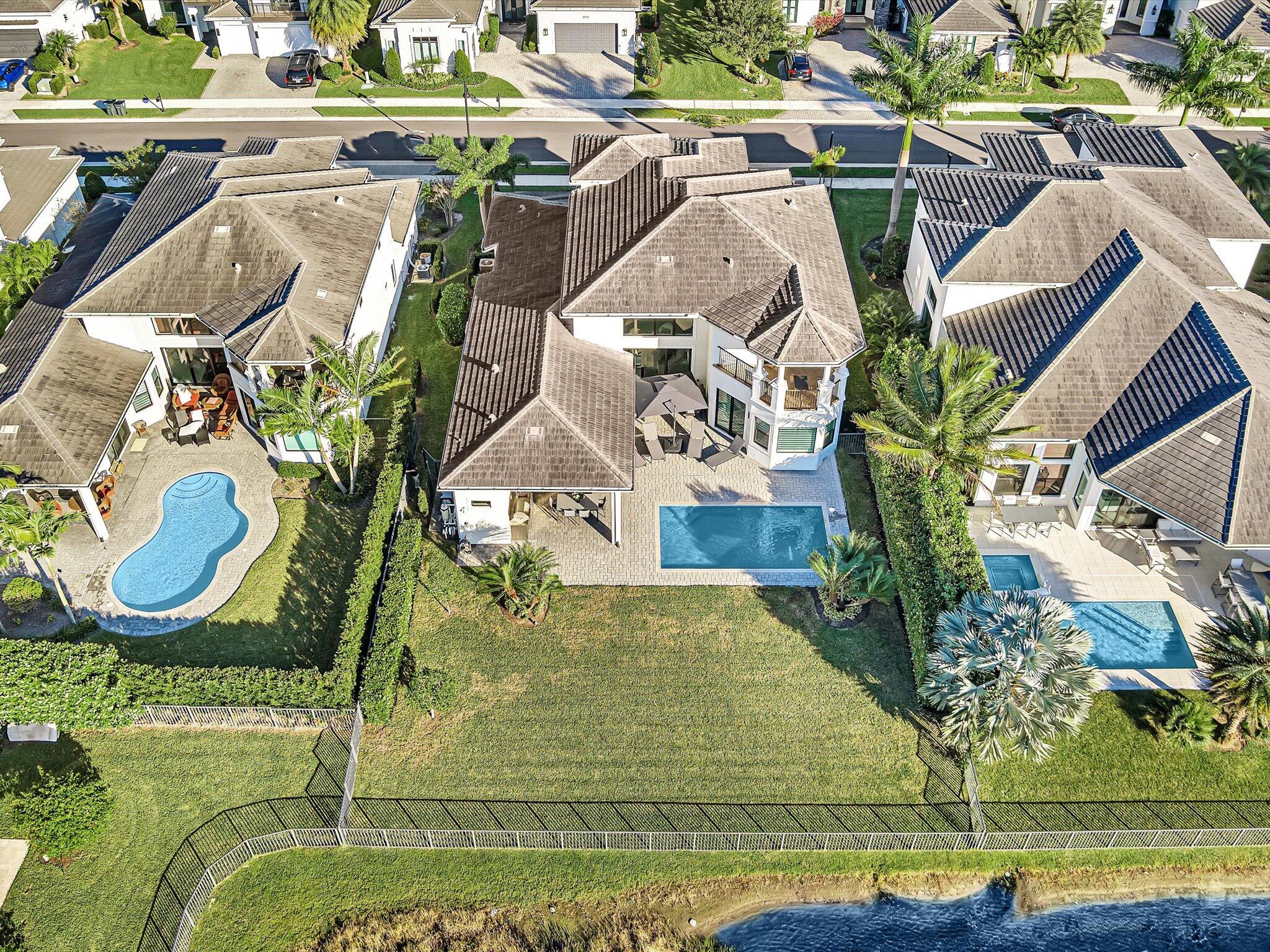 6950 NW 27th Avenue