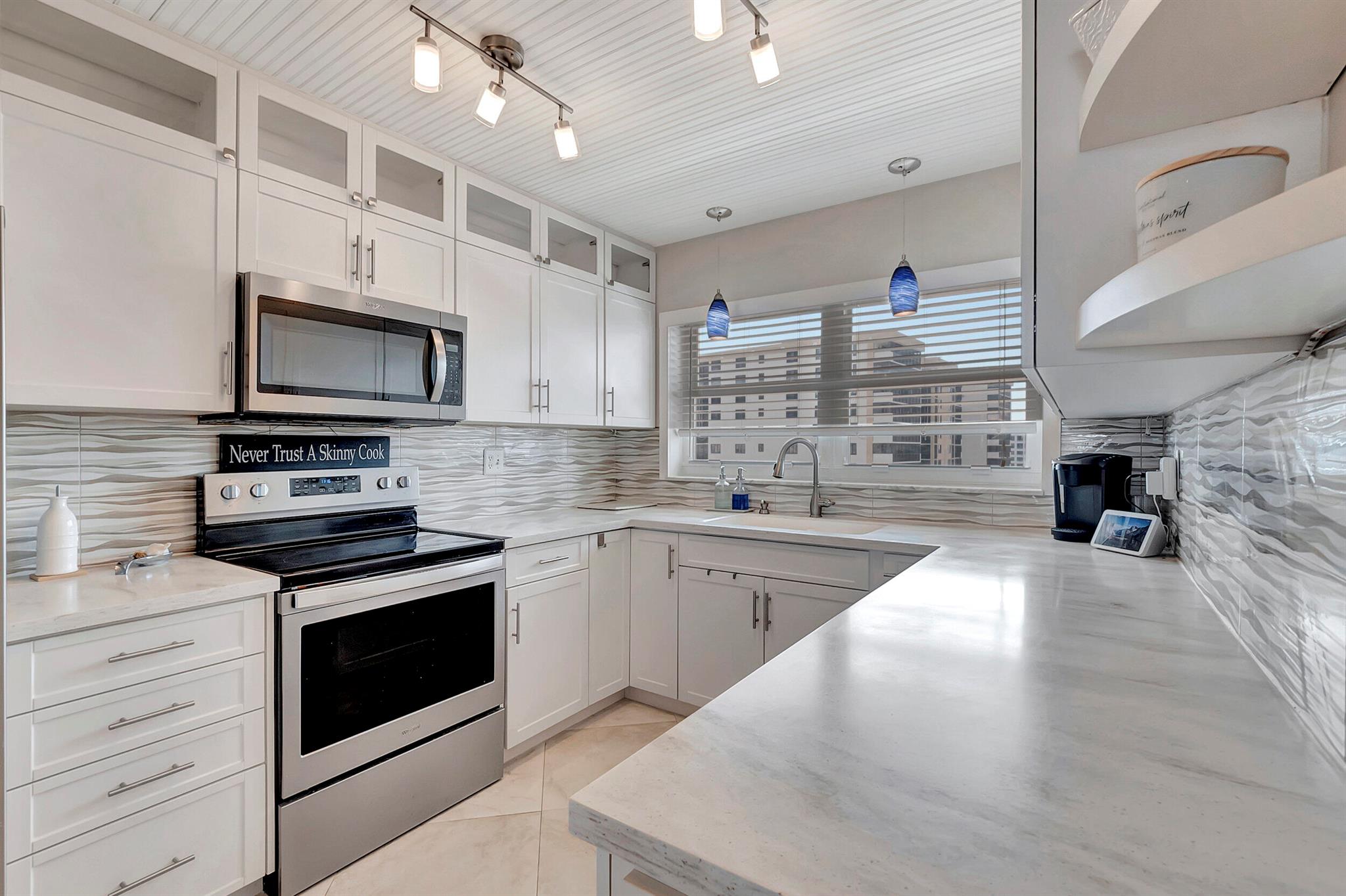 3300 S Ocean Boulevard Unit: 1019-C