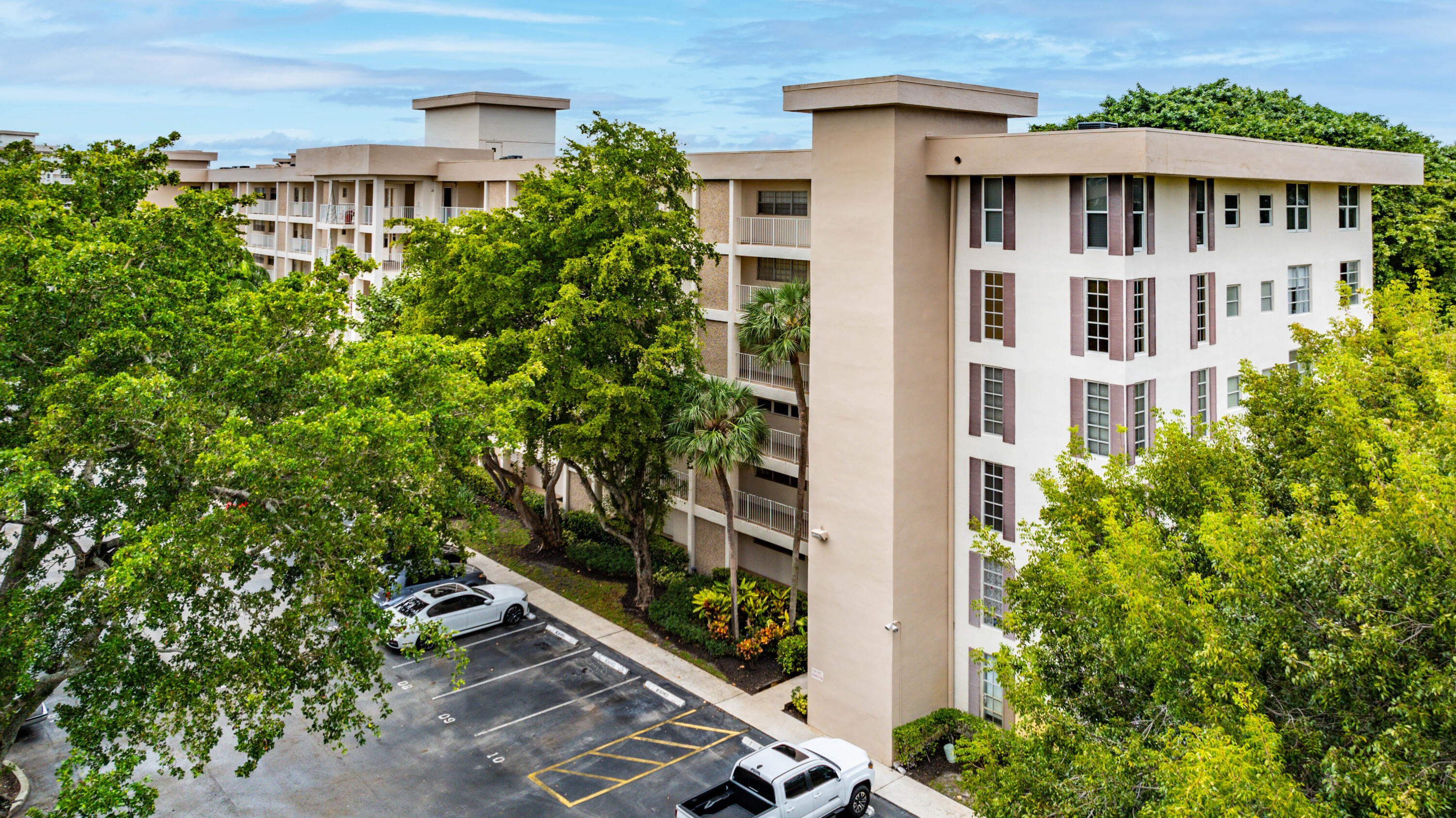 3000 S Course Drive 603, Pompano Beach Unit: 603