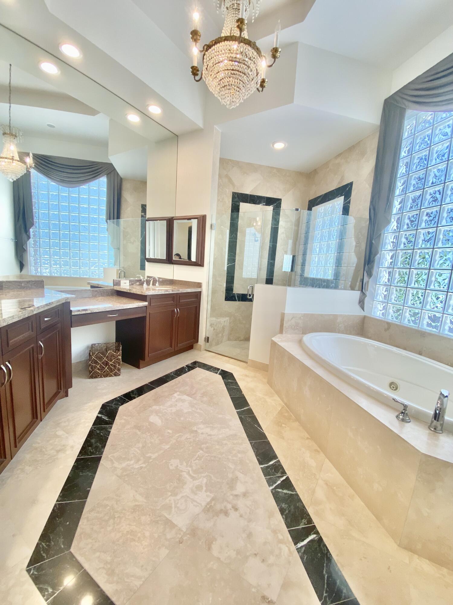 17754 Lake Azure Way