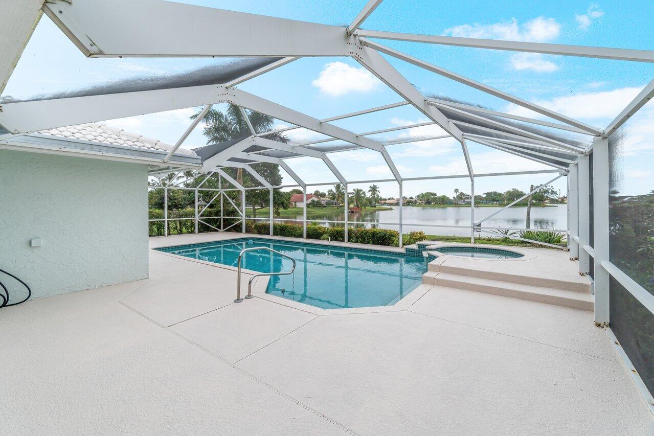 7081 Lake Island Drive