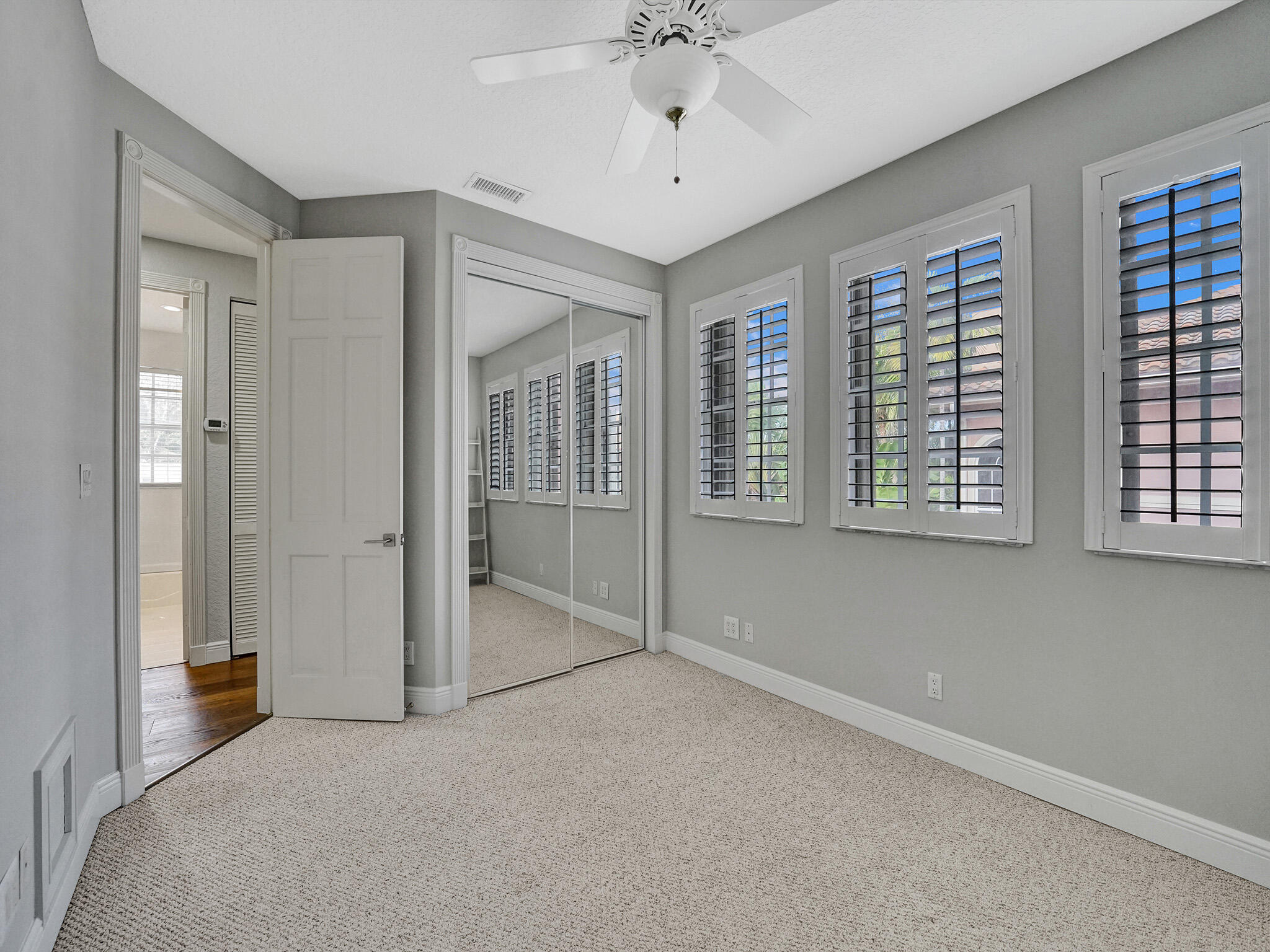 200 NE 14th Avenue Unit: 8