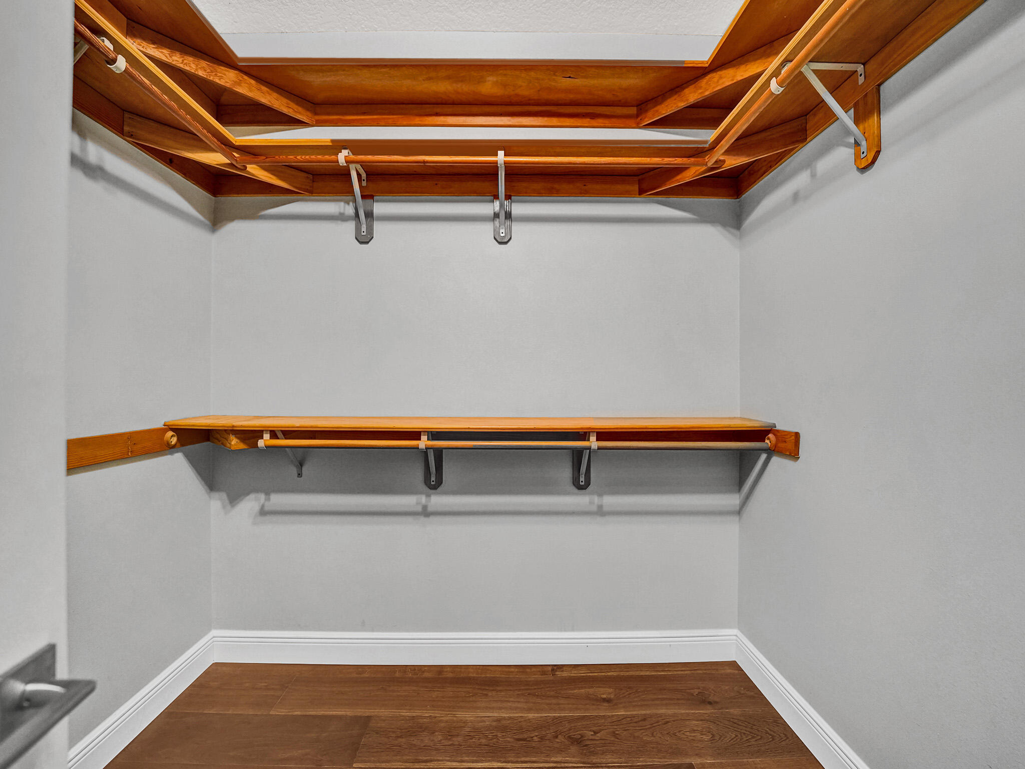 200 NE 14th Avenue Unit: 8