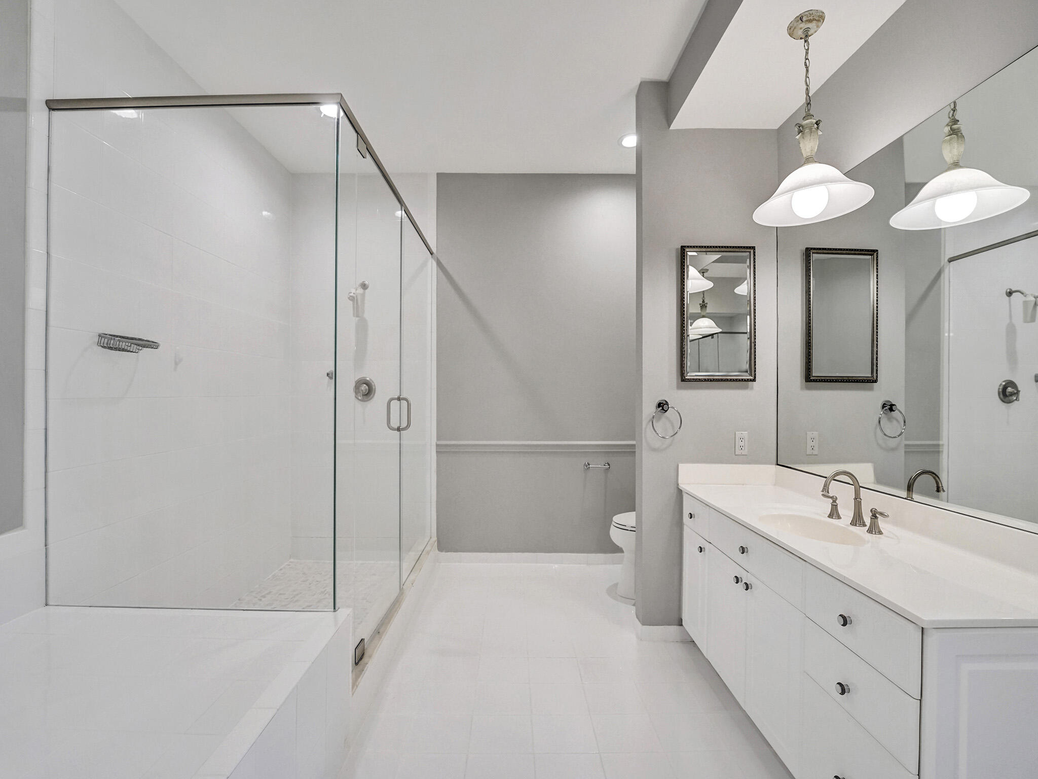 200 NE 14th Avenue Unit: 8