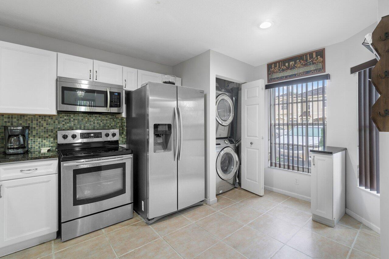 938 Summit Lake Drive