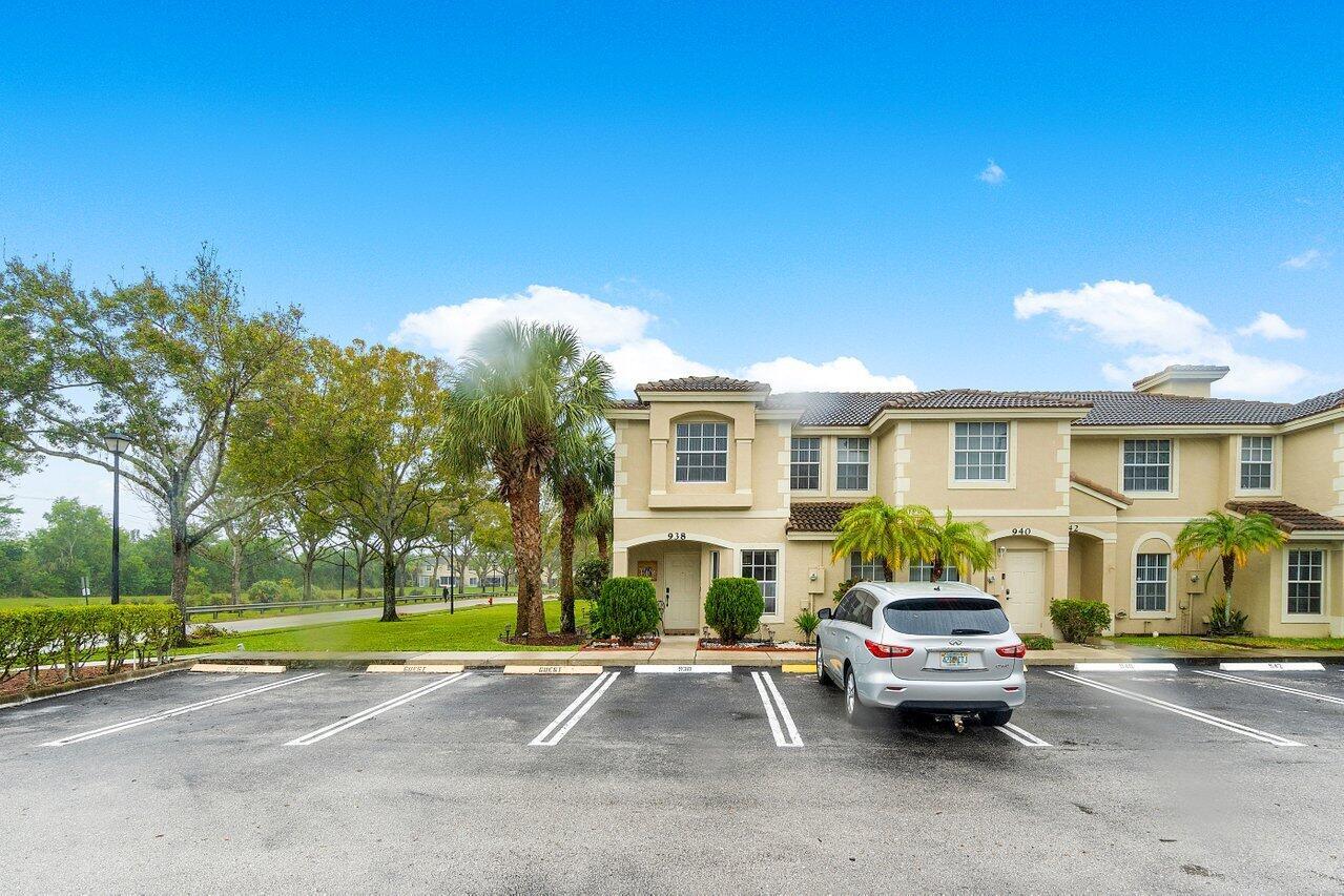 938 Summit Lake Drive