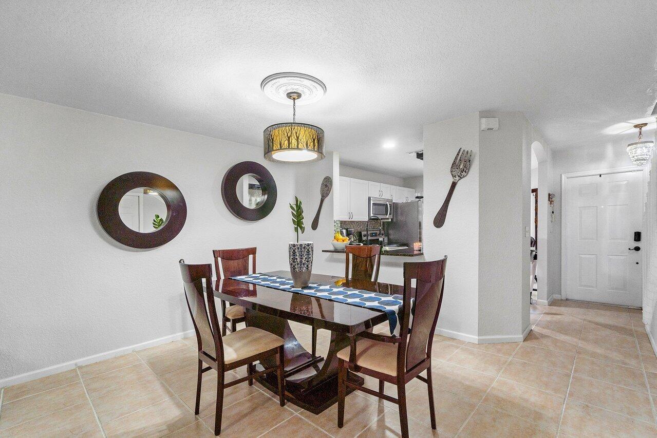 938 Summit Lake Drive