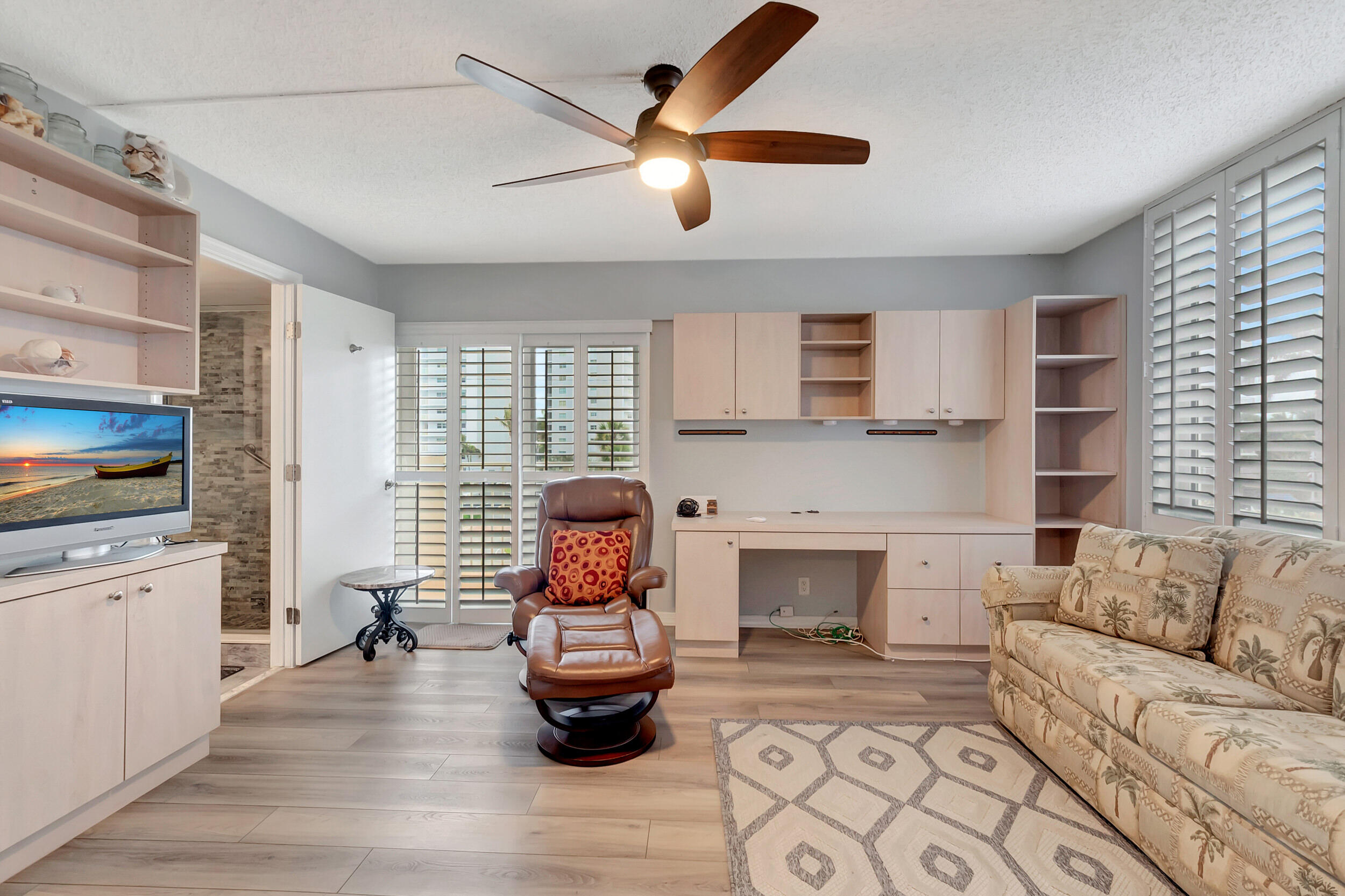 3215 S Ocean Boulevard 102, Highland Beach Unit: 102