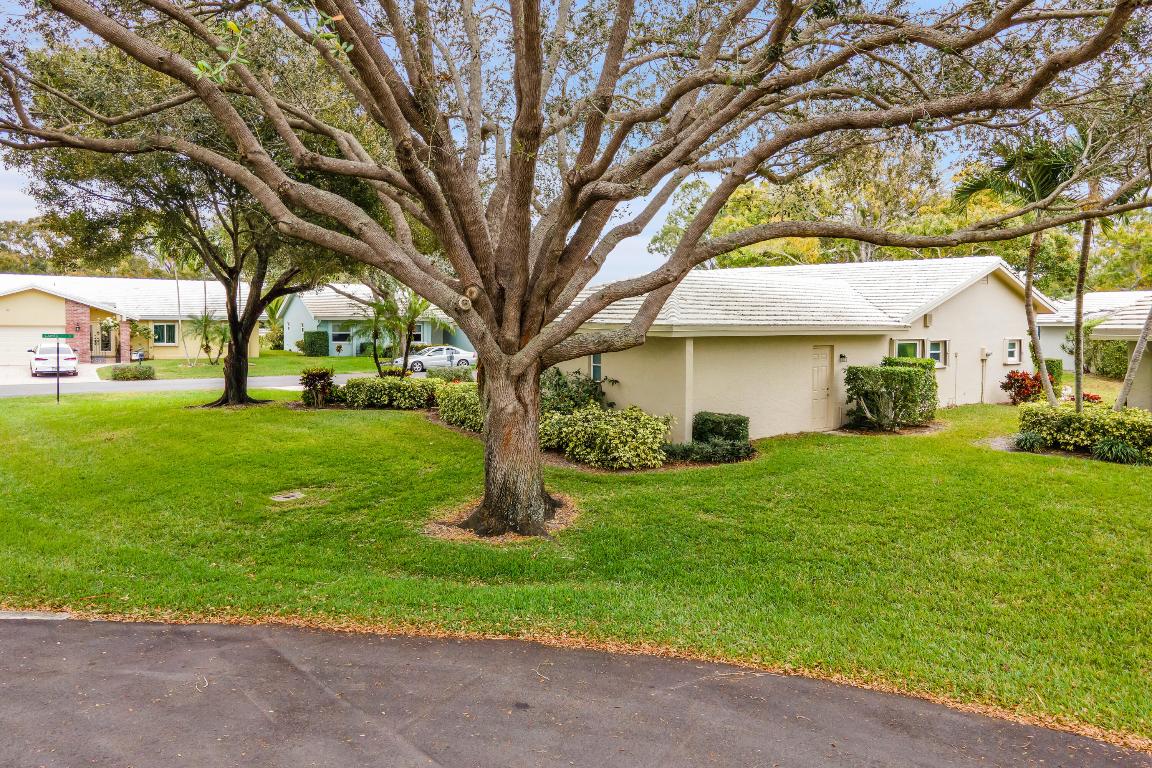 22056 Wildwood Circle, Boca Raton