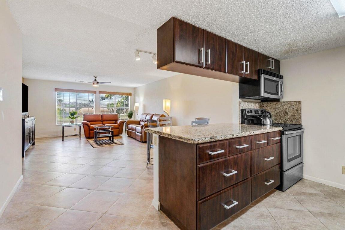 6300 La Costa Drive E, Boca Raton Unit: E