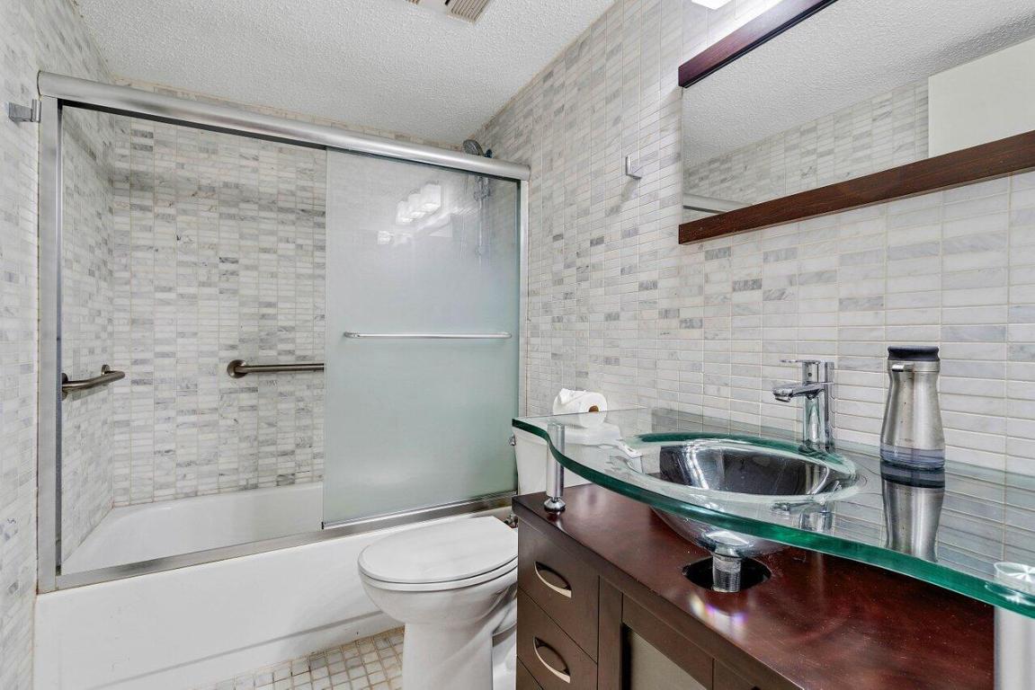 6300 La Costa Drive E, Boca Raton Unit: E