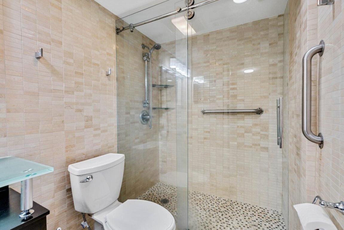 6300 La Costa Drive E, Boca Raton Unit: E