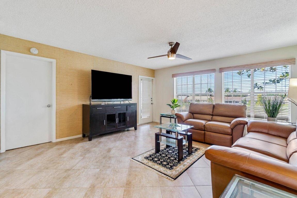 6300 La Costa Drive E, Boca Raton Unit: E