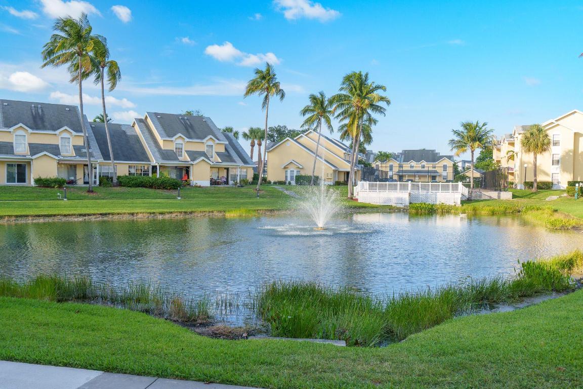 6300 La Costa Drive E, Boca Raton Unit: E