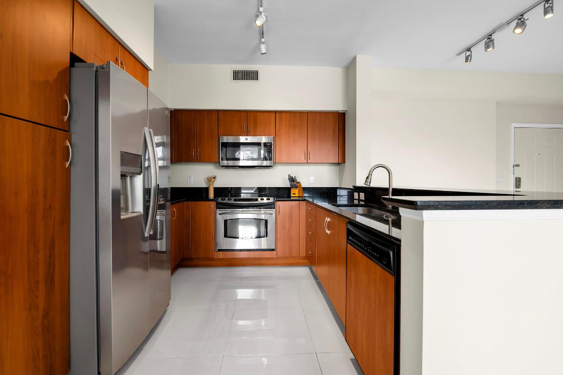 233 S Federal Highway 419, Boca Raton Unit: 419